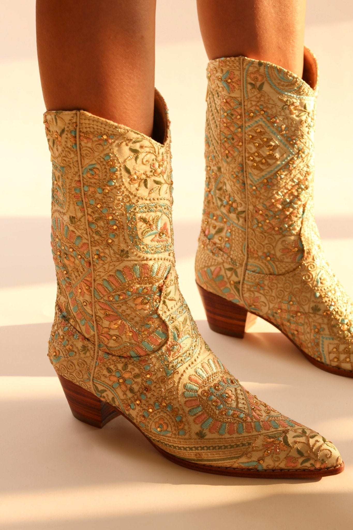 FLOWER SILK EMBROIDERED WESTERN BOOTS EMMAMIL - BANGKOK TAILOR CLOTHING STORE - HANDMADE CLOTHING