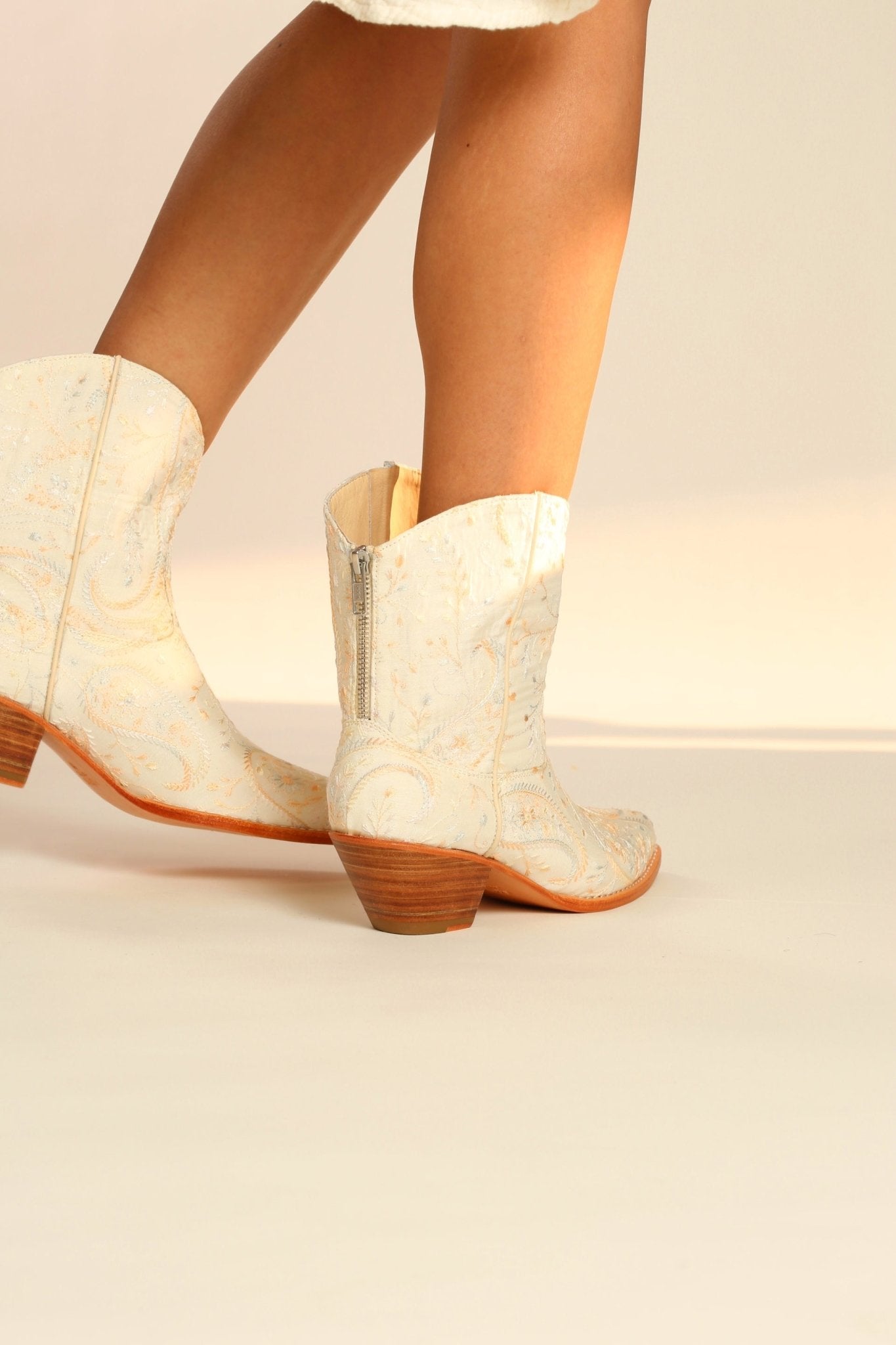 IVORY EMBROIDERED SILK SHORT WESTERN BOOTS FELO - BANGKOK TAILOR CLOTHING STORE - HANDMADE CLOTHING