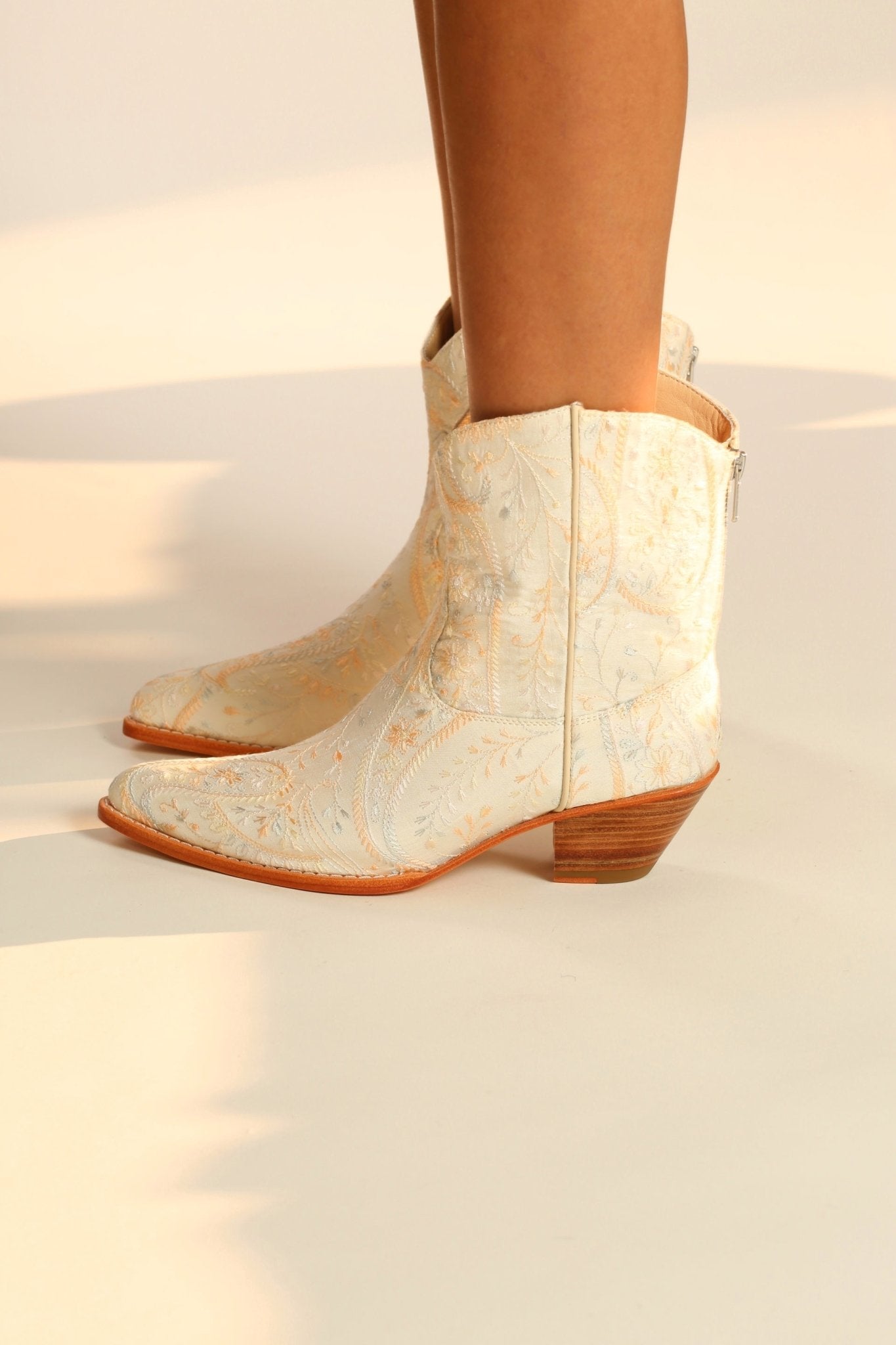 IVORY EMBROIDERED SILK SHORT WESTERN BOOTS FELO - BANGKOK TAILOR CLOTHING STORE - HANDMADE CLOTHING