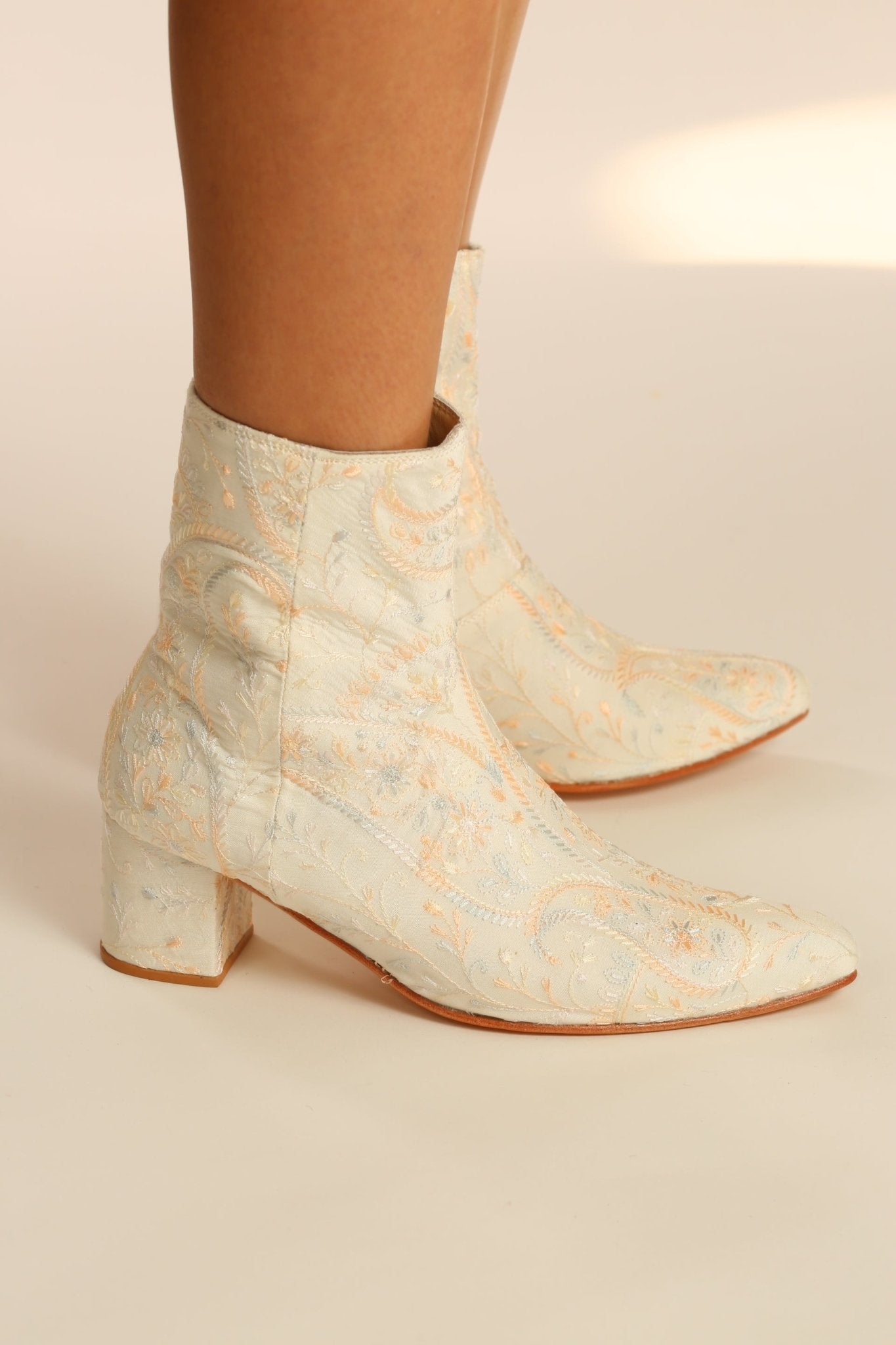 IVORY SILK EMBROIDERED WEDDING BOOTS GOLDEN - BANGKOK TAILOR CLOTHING STORE - HANDMADE CLOTHING