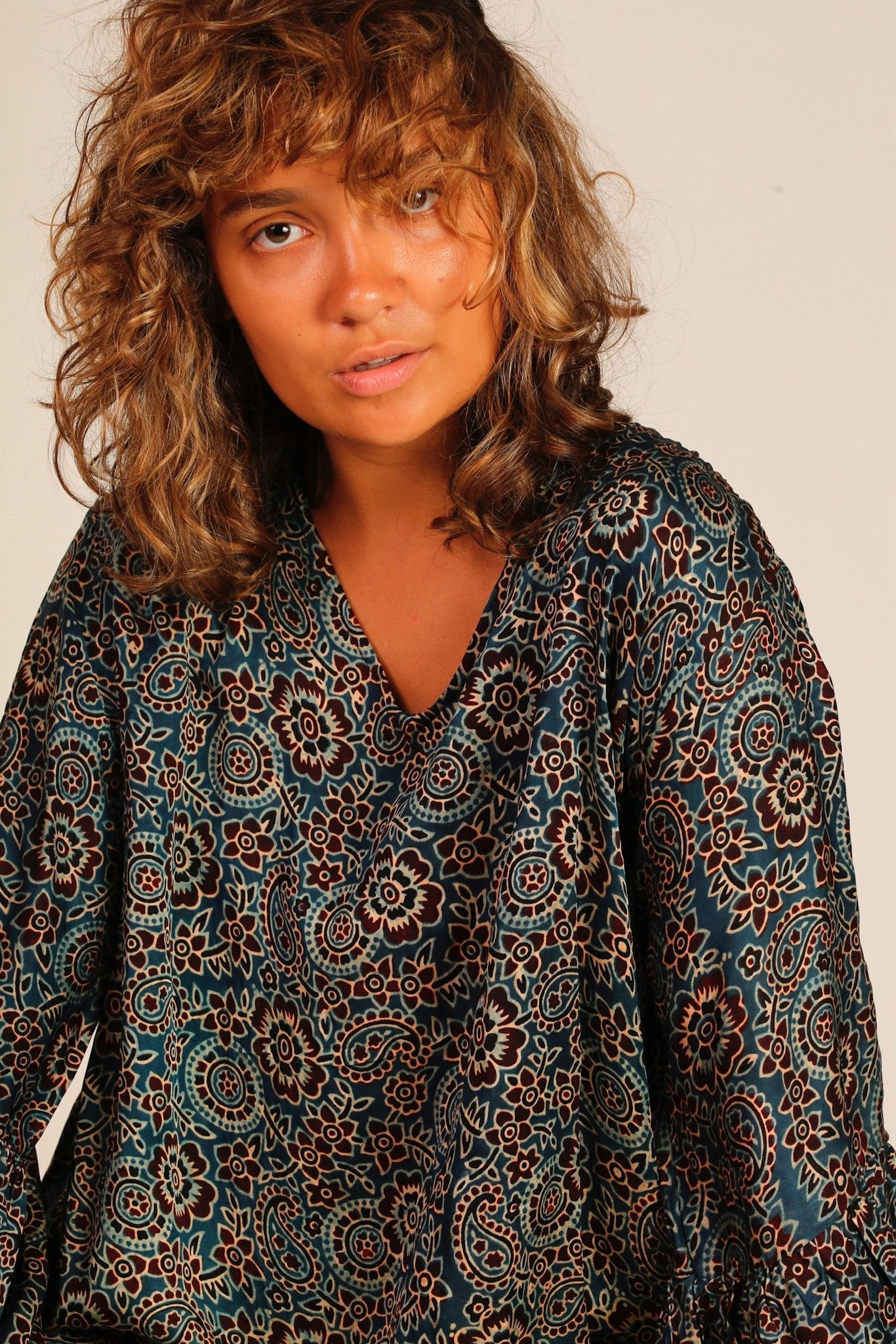 KAFTAN DRESS MANOUSCKA - BANGKOK TAILOR CLOTHING STORE - HANDMADE CLOTHING