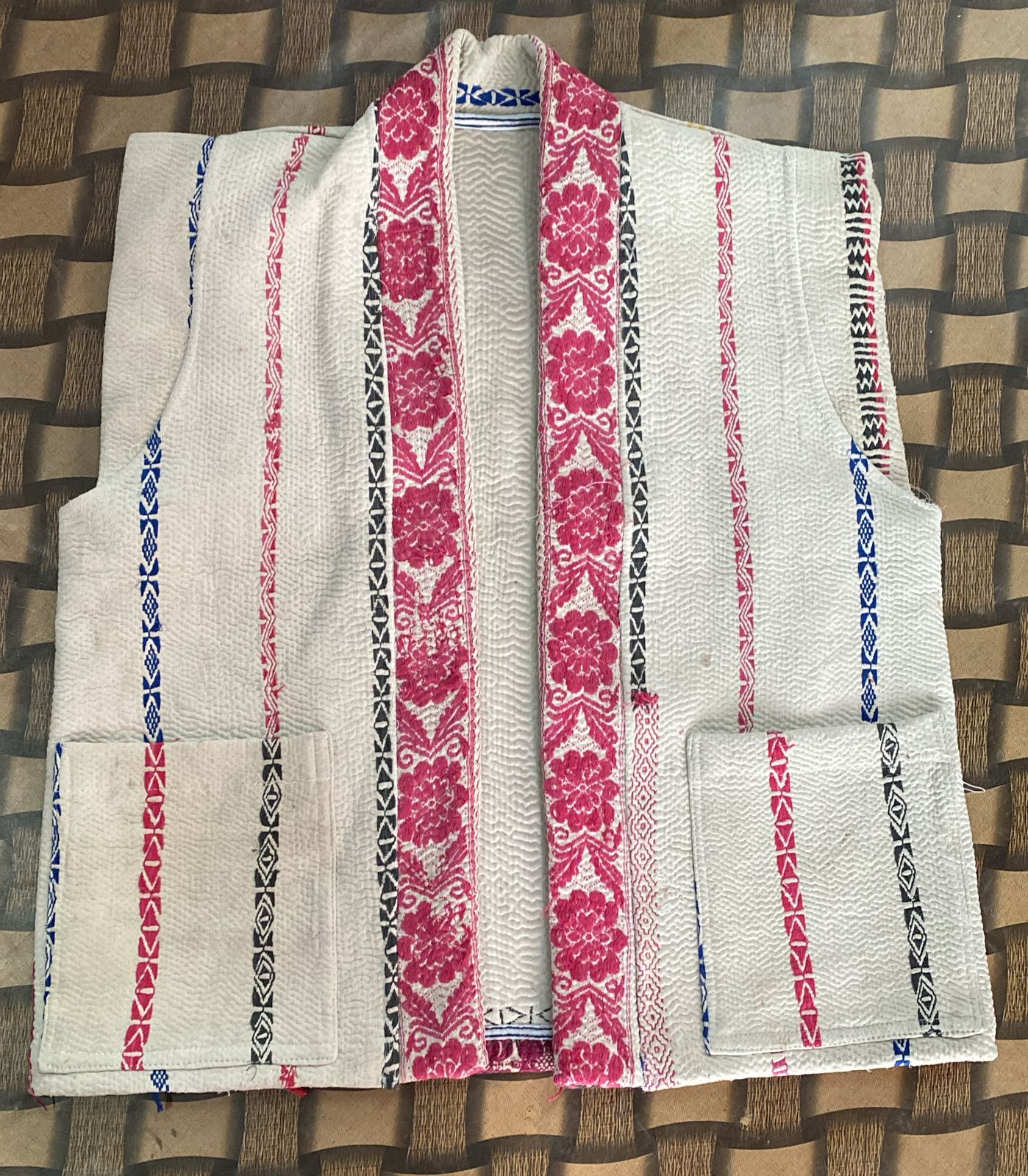 KANTHA QUILT VEST AMIRA - BANGKOK TAILOR CLOTHING STORE - HANDMADE CLOTHING