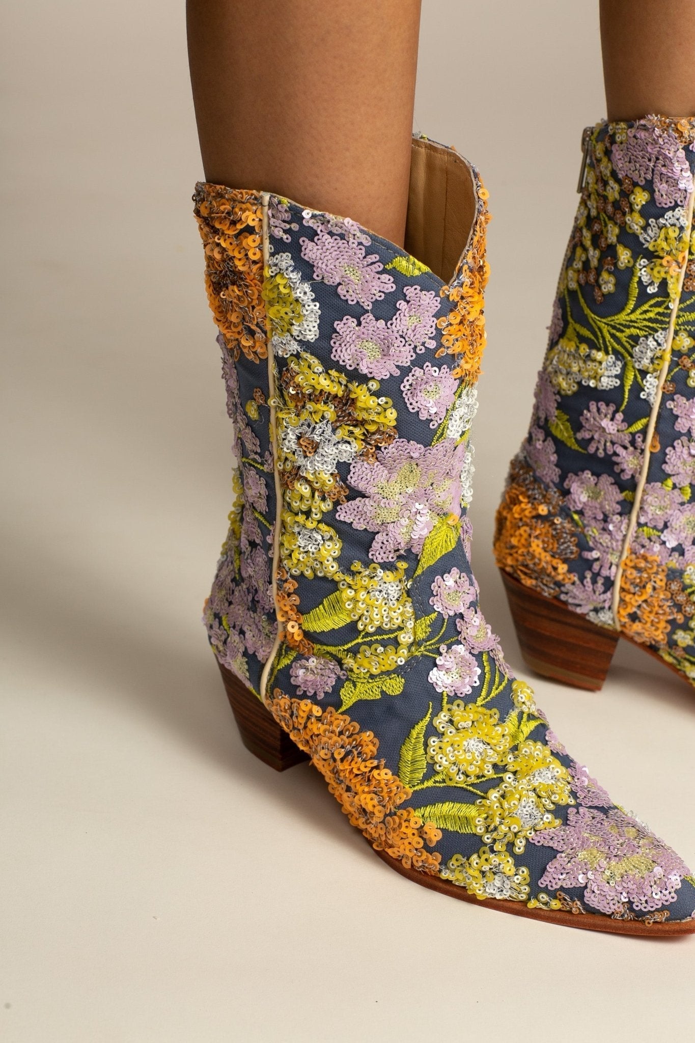 LAVENDER EMBROIDERED FLOWER SEQUIN WESTERN BOOTS - BANGKOK TAILOR CLOTHING STORE - HANDMADE CLOTHING