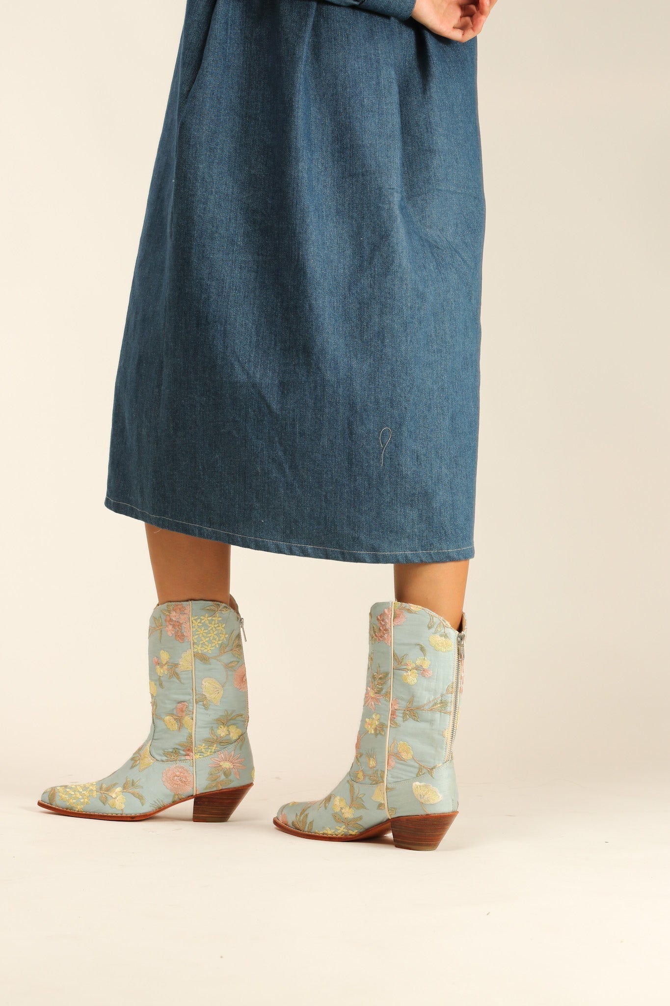 LIGHT BLUE EMBROIDERED BOOTS YANA - BANGKOK TAILOR CLOTHING STORE - HANDMADE CLOTHING