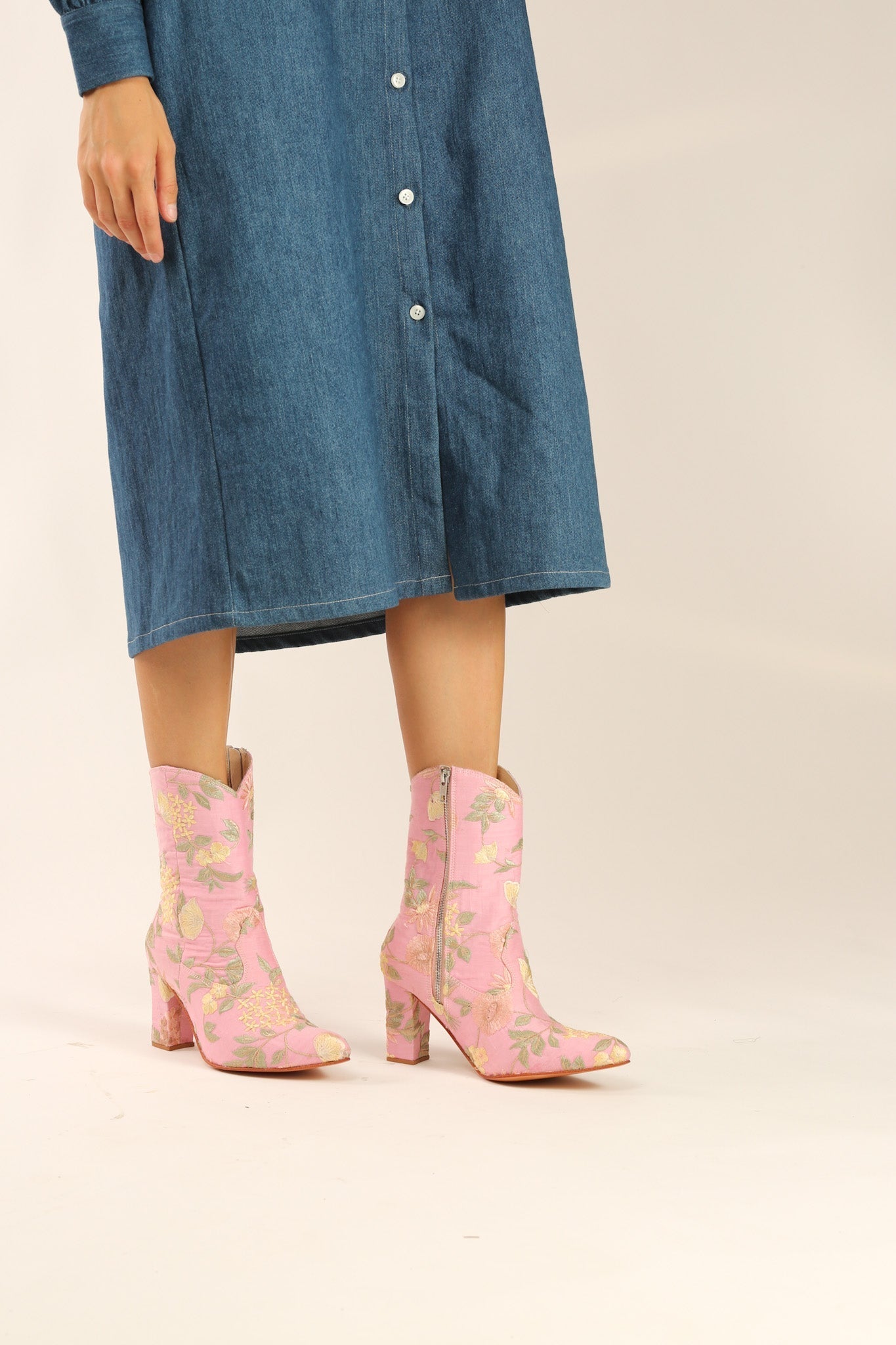 LIGHT PINK HIGH HEEL BOOTS PERRY - BANGKOK TAILOR CLOTHING STORE - HANDMADE CLOTHING
