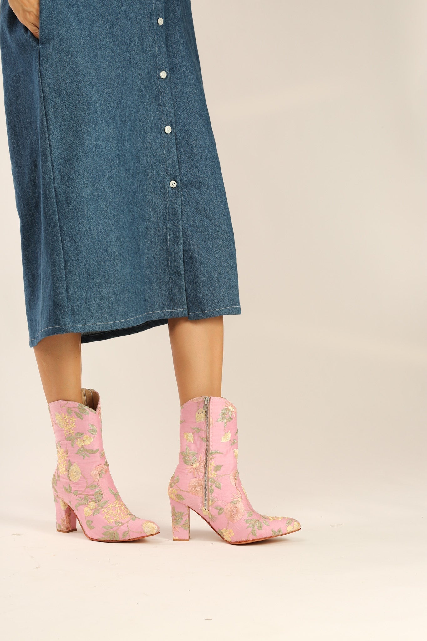 LIGHT PINK HIGH HEEL BOOTS PERRY - BANGKOK TAILOR CLOTHING STORE - HANDMADE CLOTHING