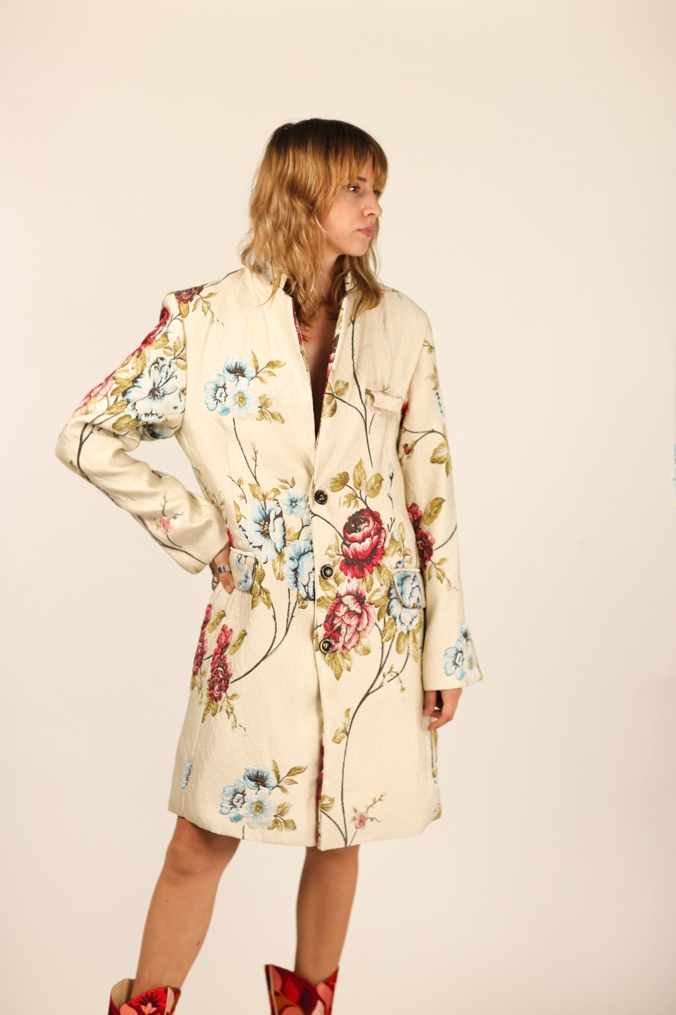 LONG NOVELTY COAT LUPA - BANGKOK TAILOR CLOTHING STORE - HANDMADE CLOTHING