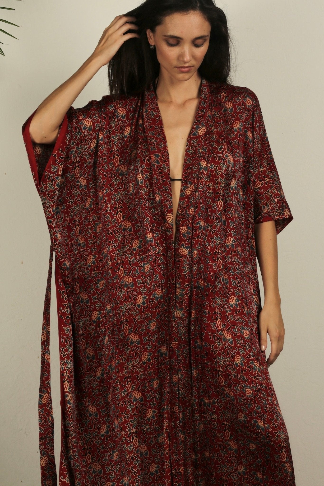 MONUS FLOWER MODAL SILK KIMONO - BANGKOK TAILOR CLOTHING STORE - HANDMADE CLOTHING