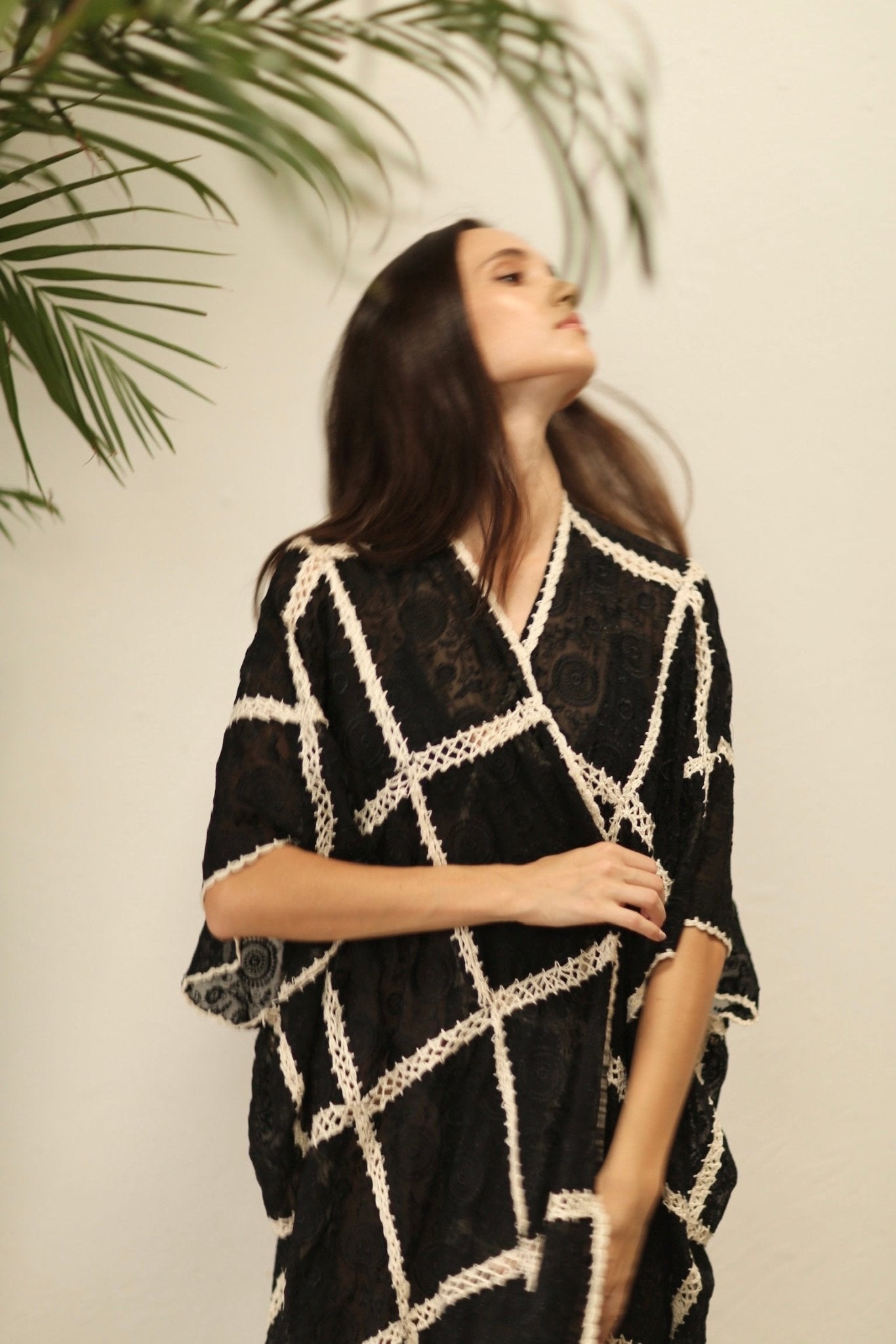 OYA BLACK KIMONO WITH CROCHET - BANGKOK TAILOR CLOTHING STORE - HANDMADE CLOTHING