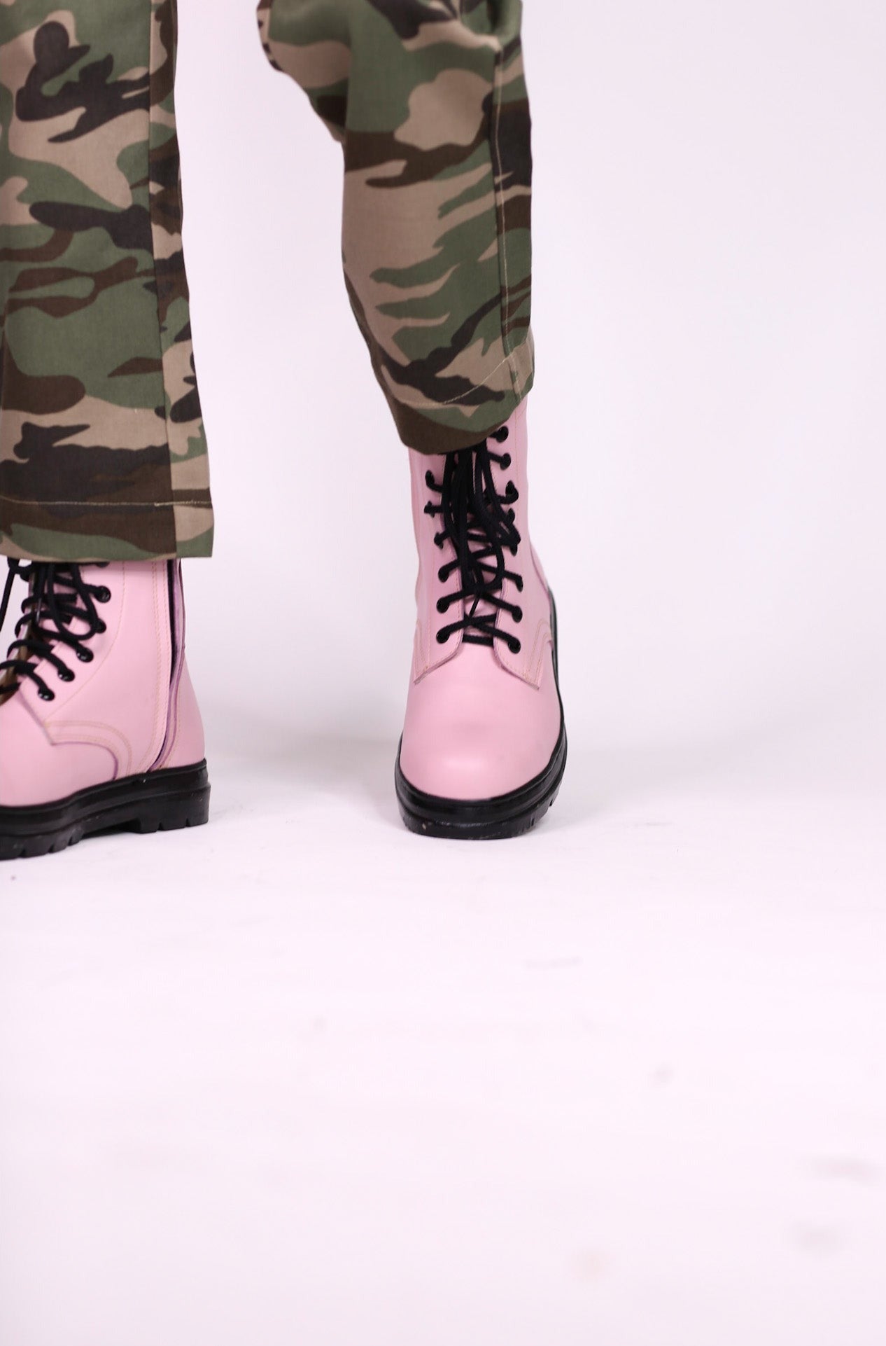 PINK COMBAT BOOTS ADA - BANGKOK TAILOR CLOTHING STORE - HANDMADE CLOTHING