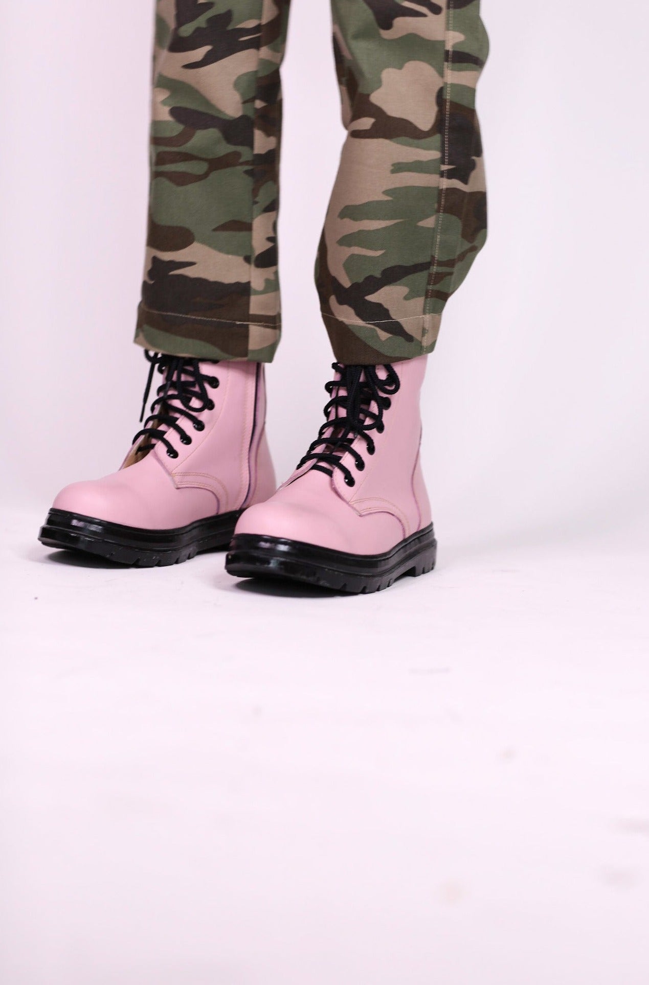 PINK COMBAT BOOTS ADA - BANGKOK TAILOR CLOTHING STORE - HANDMADE CLOTHING