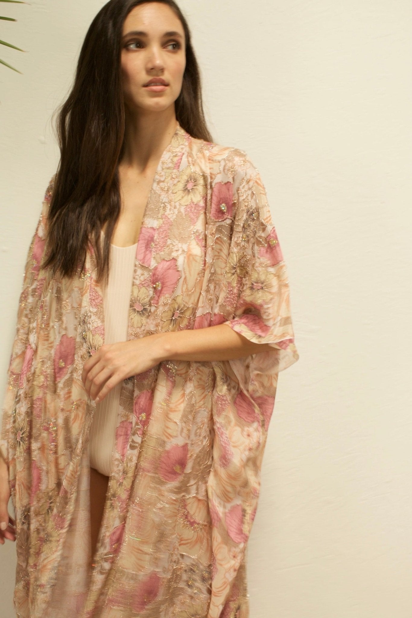PINK GOLDEN SILK FLOWER KIMONO - BANGKOK TAILOR CLOTHING STORE - HANDMADE CLOTHING
