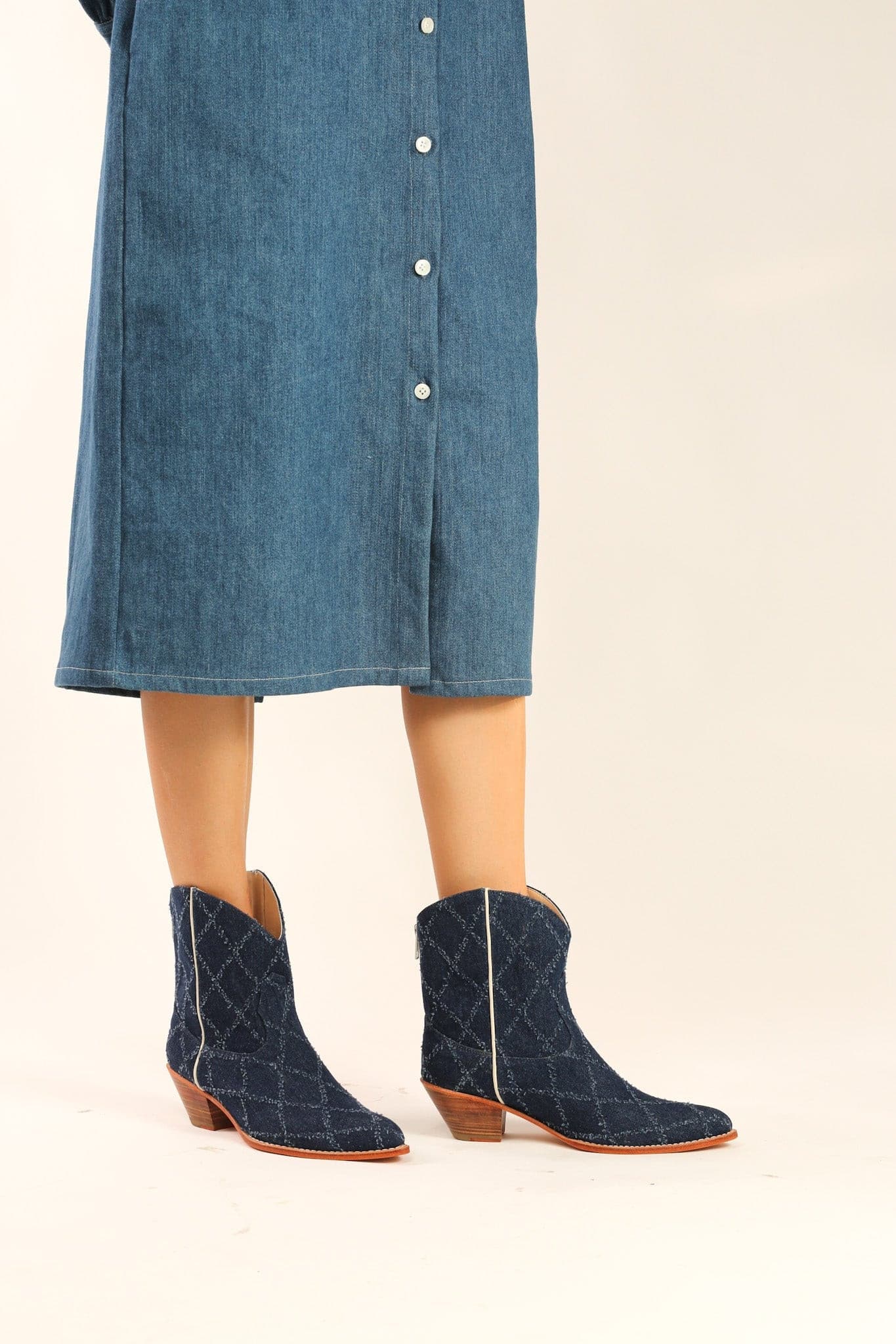 SHORT DENIM BOOTS SANTI - BANGKOK TAILOR CLOTHING STORE - HANDMADE CLOTHING