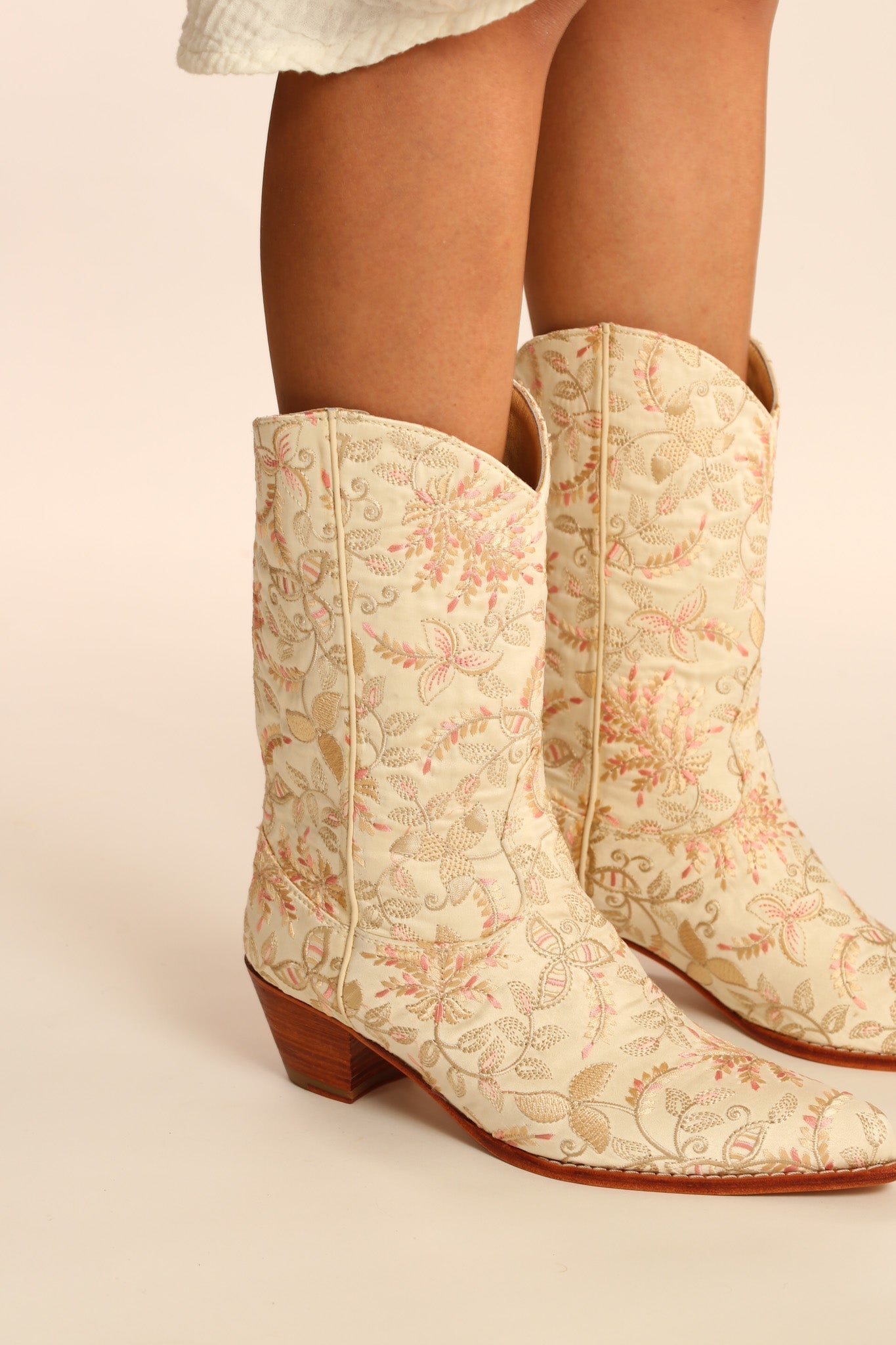 SILK EMBROIDERED BOOTS LAFAYETTE - BANGKOK TAILOR CLOTHING STORE - HANDMADE CLOTHING