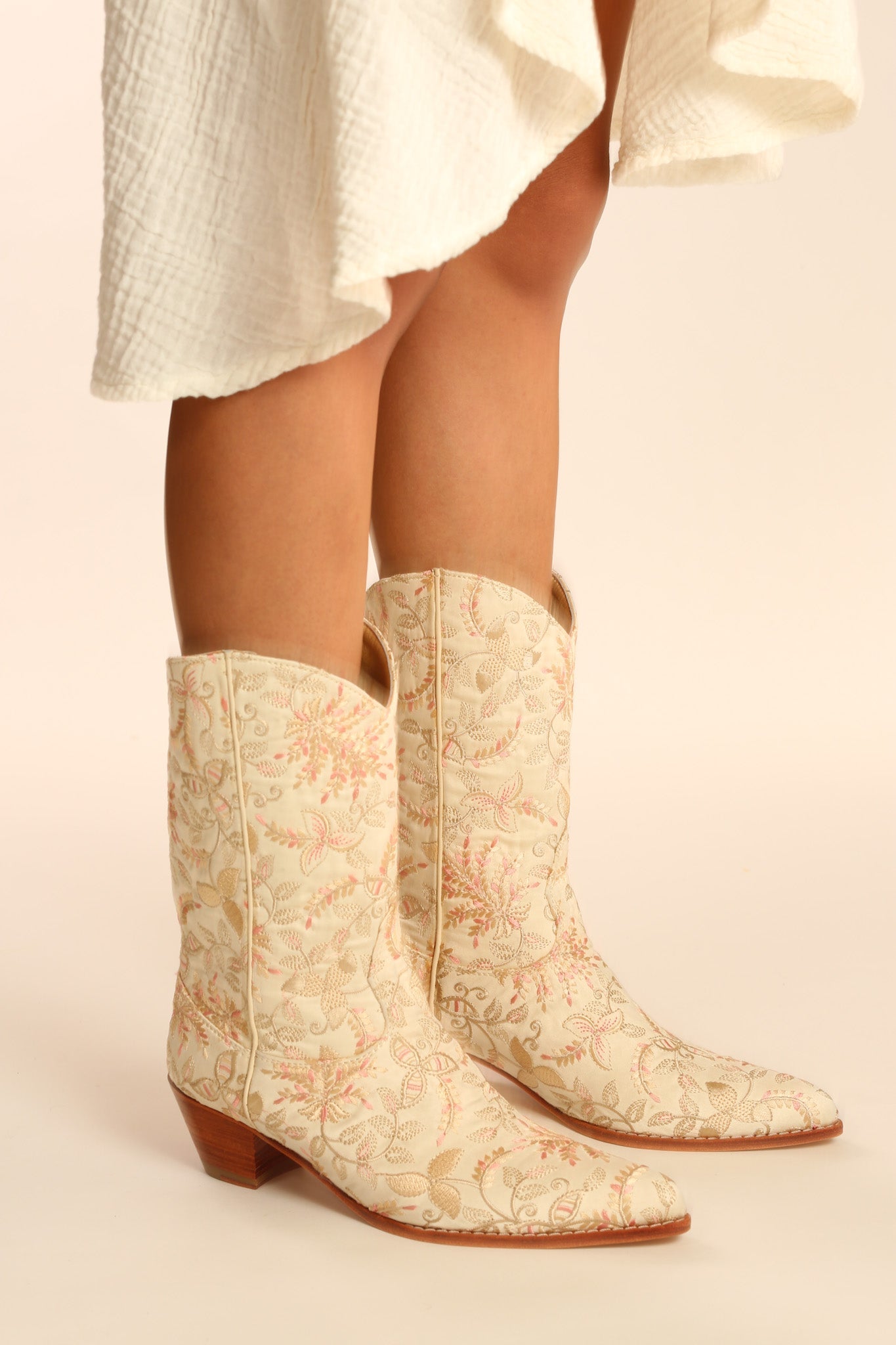 SILK EMBROIDERED BOOTS LAFAYETTE - BANGKOK TAILOR CLOTHING STORE - HANDMADE CLOTHING