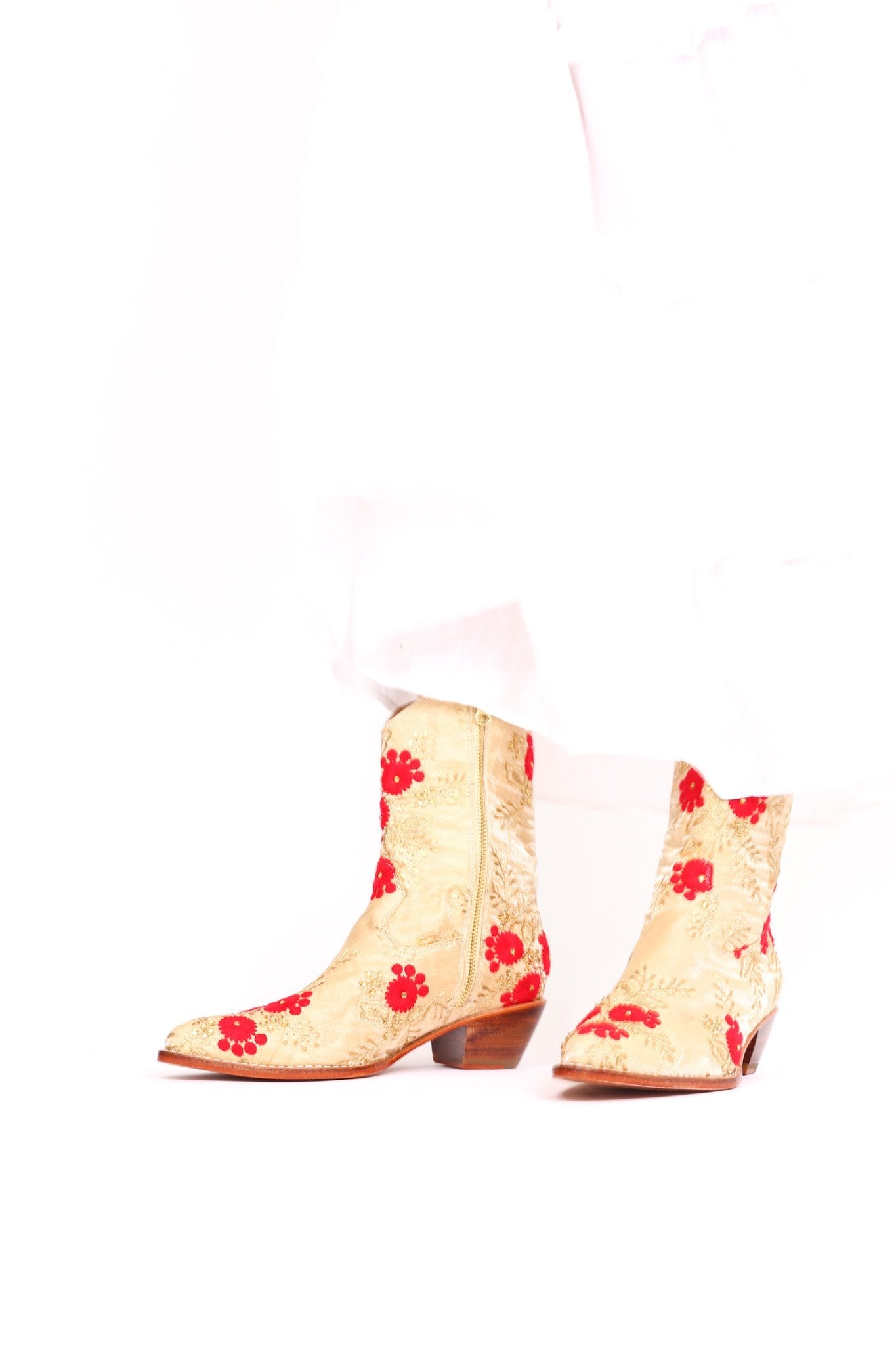 SILK EMBROIDERED BOOTS TENILLE - BANGKOK TAILOR CLOTHING STORE - HANDMADE CLOTHING