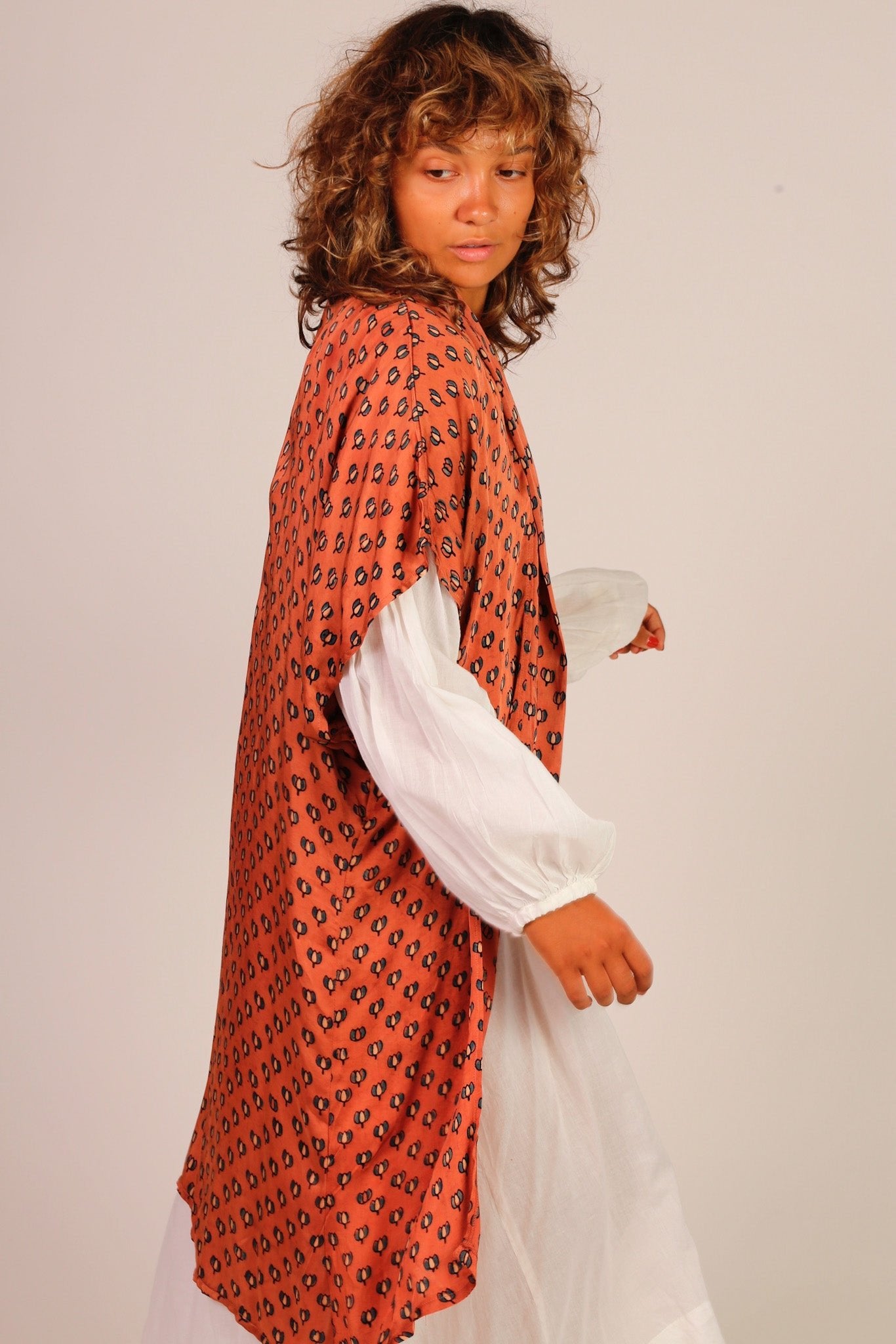SILK KIMONO ANNIKA - BANGKOK TAILOR CLOTHING STORE - HANDMADE CLOTHING