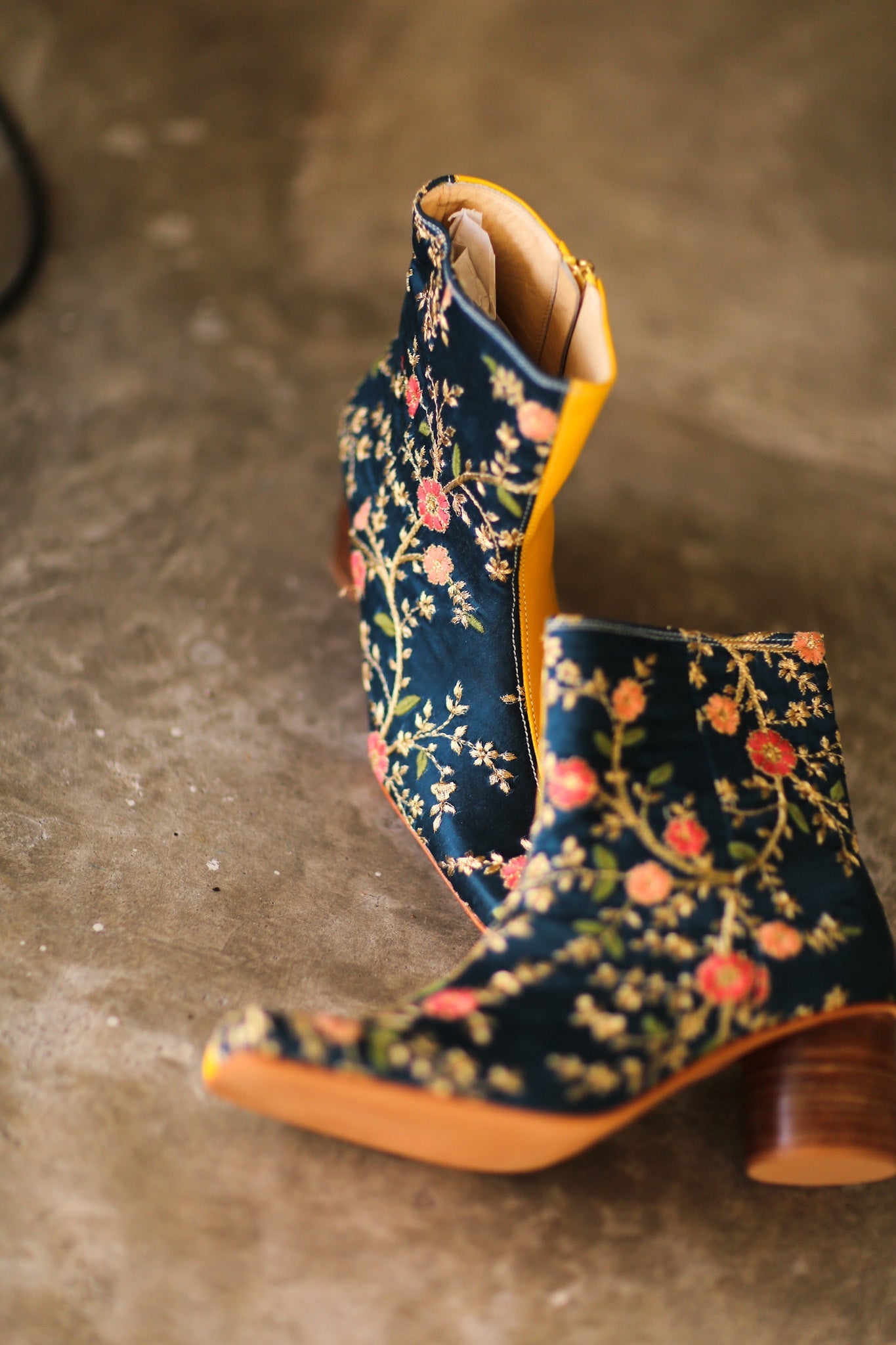 SPLIT FABRIC LEATHER BOOTS JAYE - BANGKOK TAILOR CLOTHING STORE - HANDMADE CLOTHING