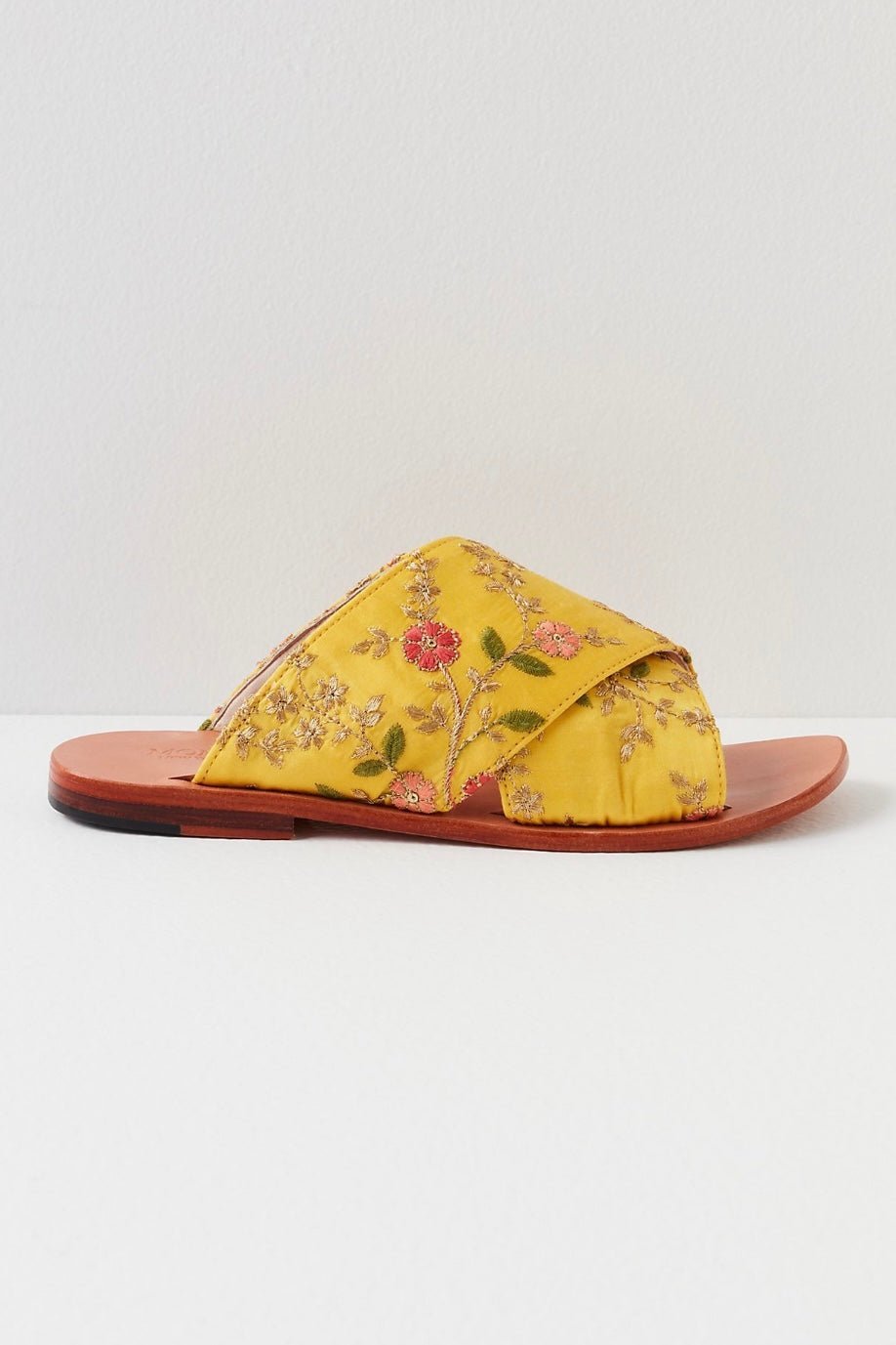 SUNNY DAYS SLIP ON SANDALS - BANGKOK TAILOR CLOTHING STORE - HANDMADE CLOTHING