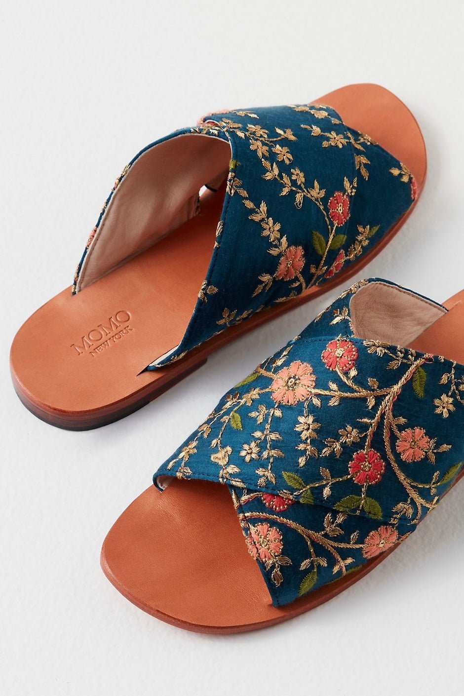 SUNNY DAYS SLIP ON SANDALS - BANGKOK TAILOR CLOTHING STORE - HANDMADE CLOTHING