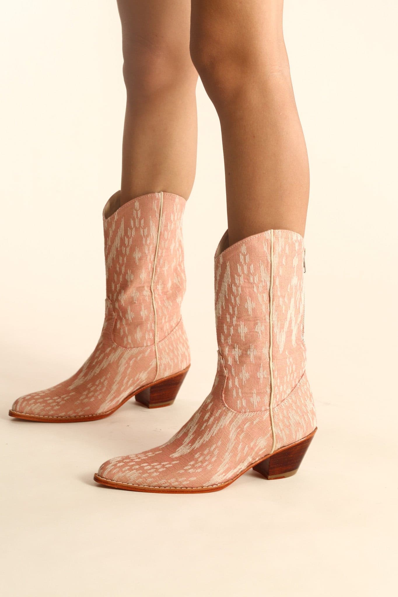 THAI TRADITIONAL FABRIC WESTERN BOOTS LEENA - BANGKOK TAILOR CLOTHING STORE - HANDMADE CLOTHING