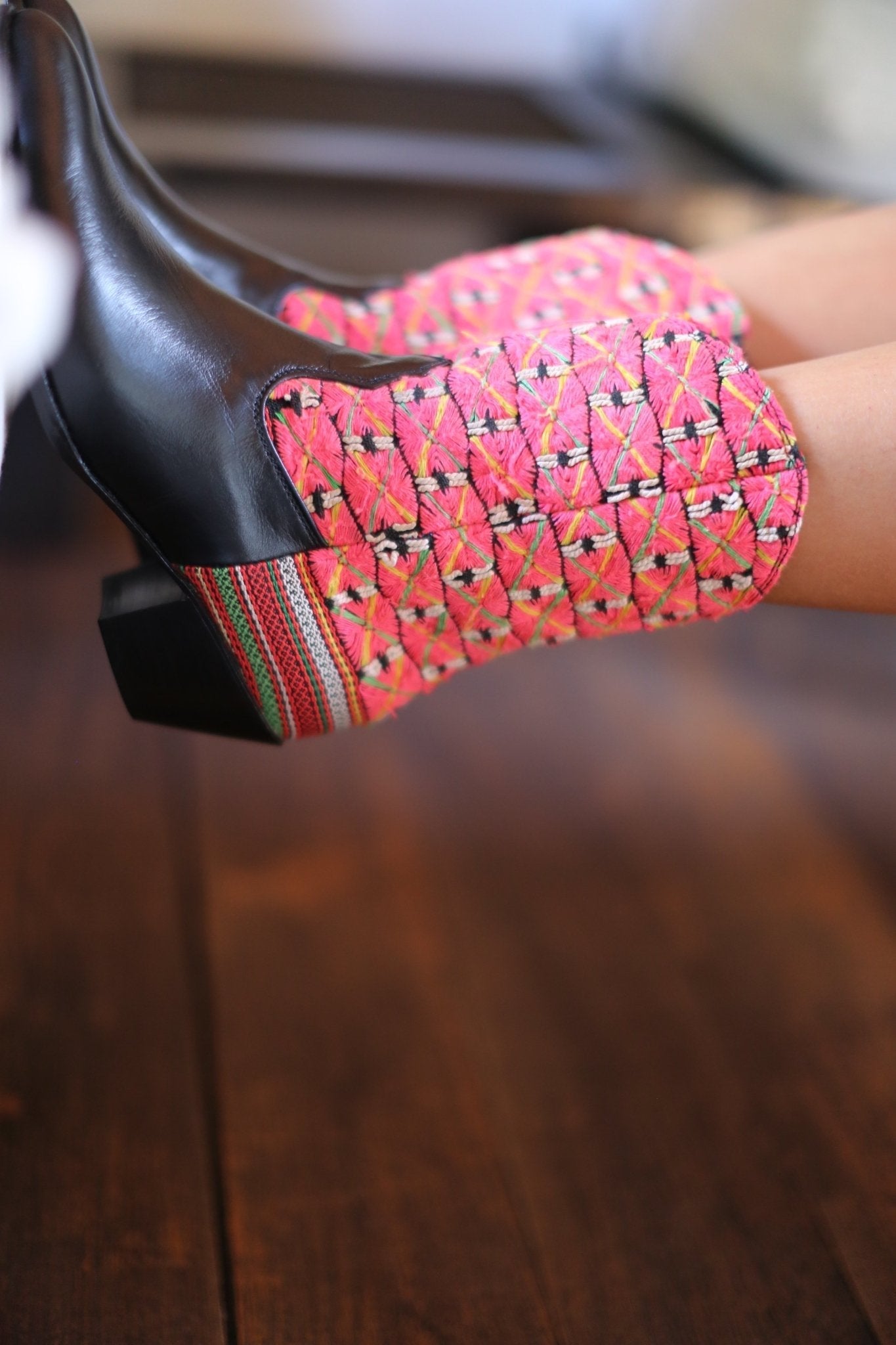 TRIBAL EMBROIDERED POINTED ANKLE BOOTS NALIA - BANGKOK TAILOR CLOTHING STORE - HANDMADE CLOTHING