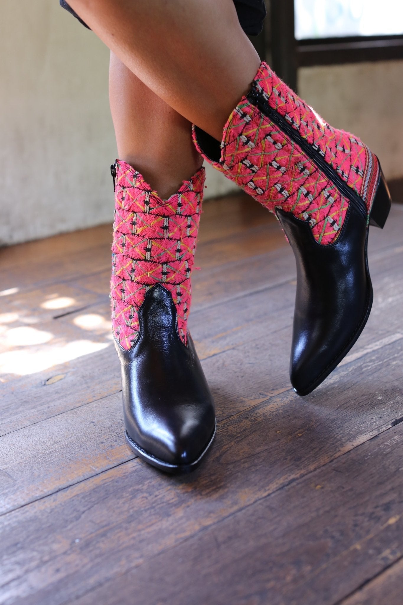 TRIBAL EMBROIDERED POINTED ANKLE BOOTS NALIA - BANGKOK TAILOR CLOTHING STORE - HANDMADE CLOTHING