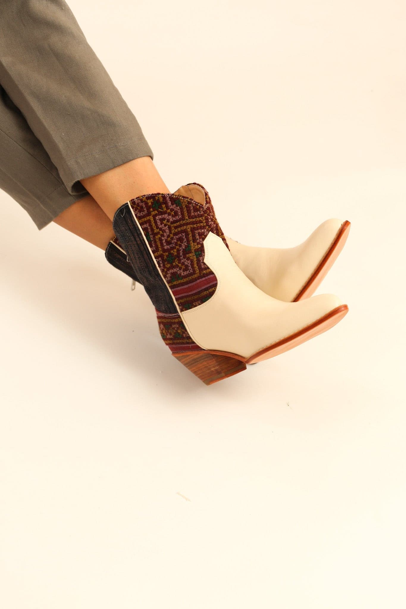 TRIBAL FABRIC SHORT BOOTS IRUS - BANGKOK TAILOR CLOTHING STORE - HANDMADE CLOTHING