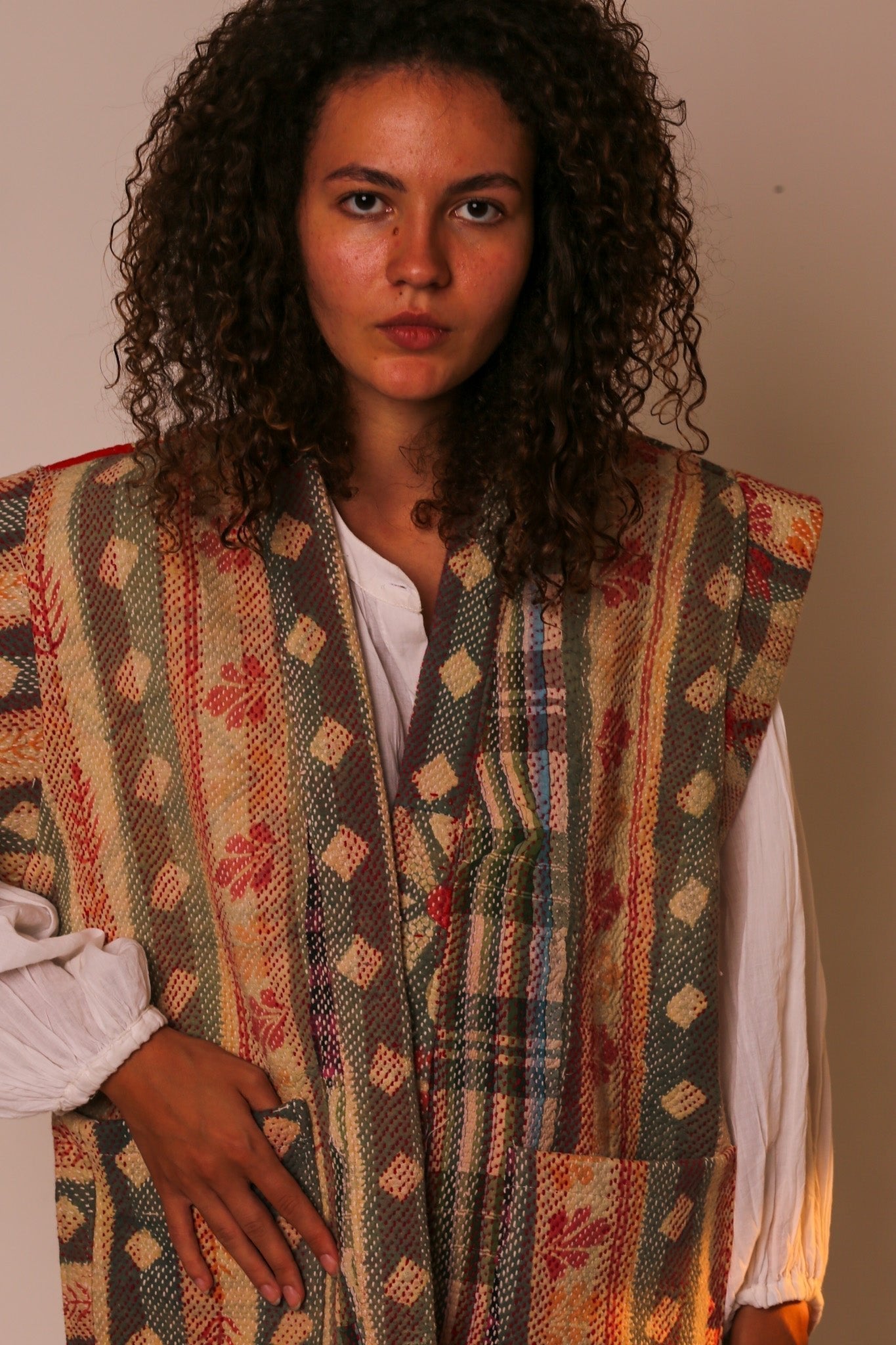 VEST WANISSA KANTHA VINTAGE QUILT - BANGKOK TAILOR CLOTHING STORE - HANDMADE CLOTHING