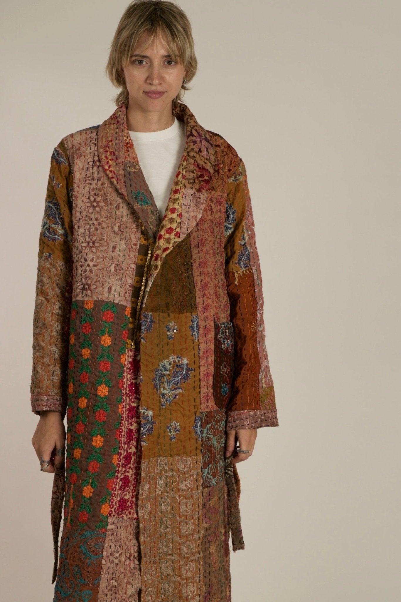 VICTORIA THALIA EMBROIDERE PATCHWORK KIMONO JACKET - BANGKOK TAILOR CLOTHING STORE - HANDMADE CLOTHING