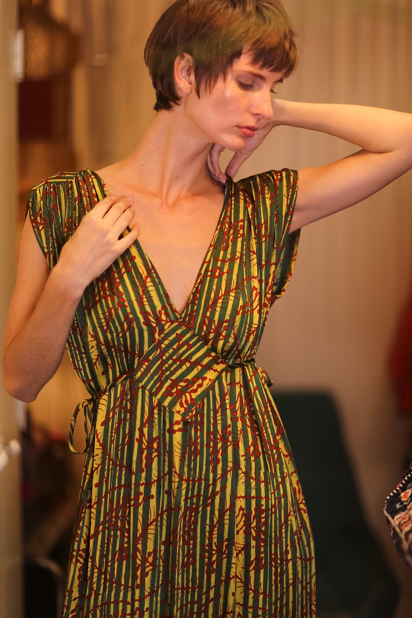 VICTORIA SILK DRESS BAMREST