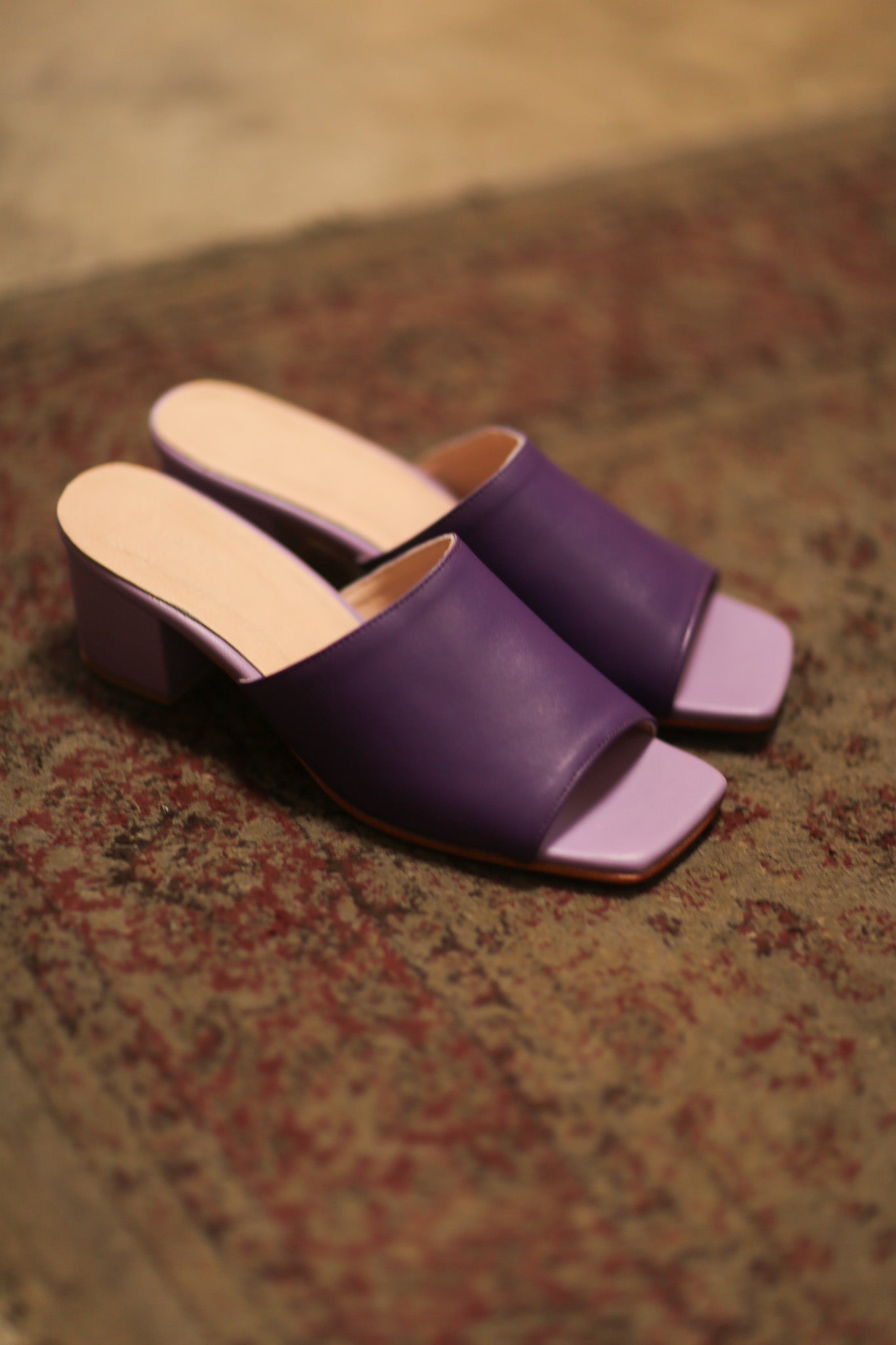 HEELED MULES LORIN PURPLE LAVENDER