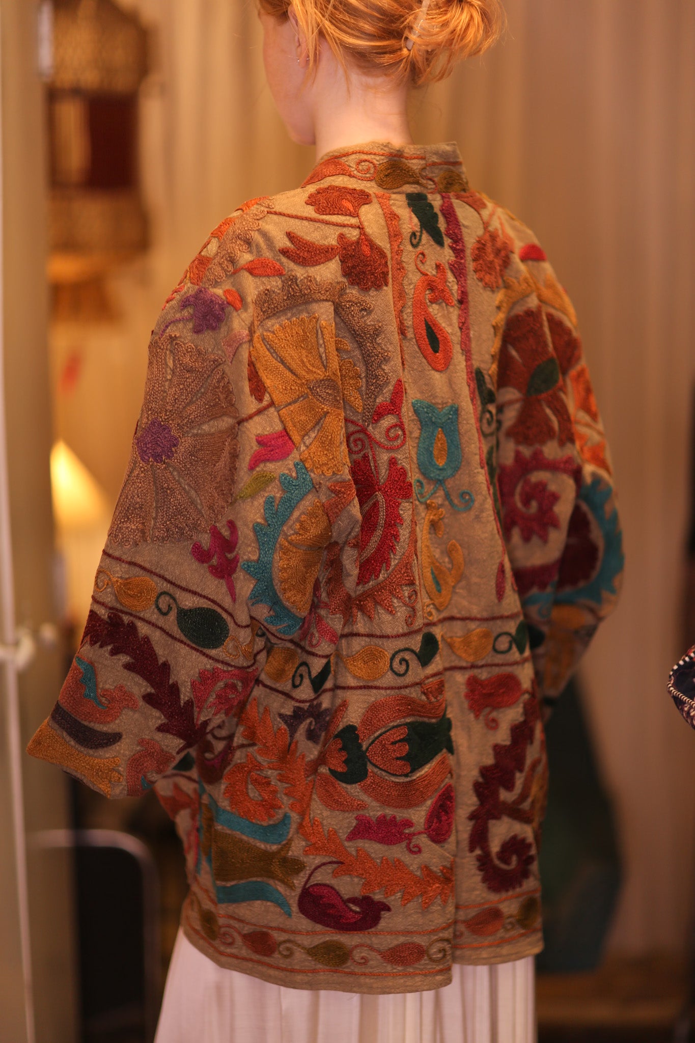 SUZANI EMBROIDERED SHORT KIMONO MONTY DWARF