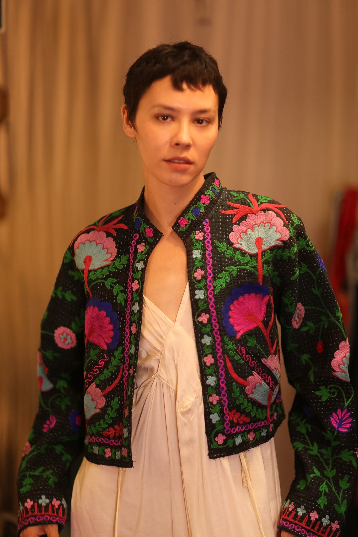 EMBROIDERED JACKET INGRID JIZZ