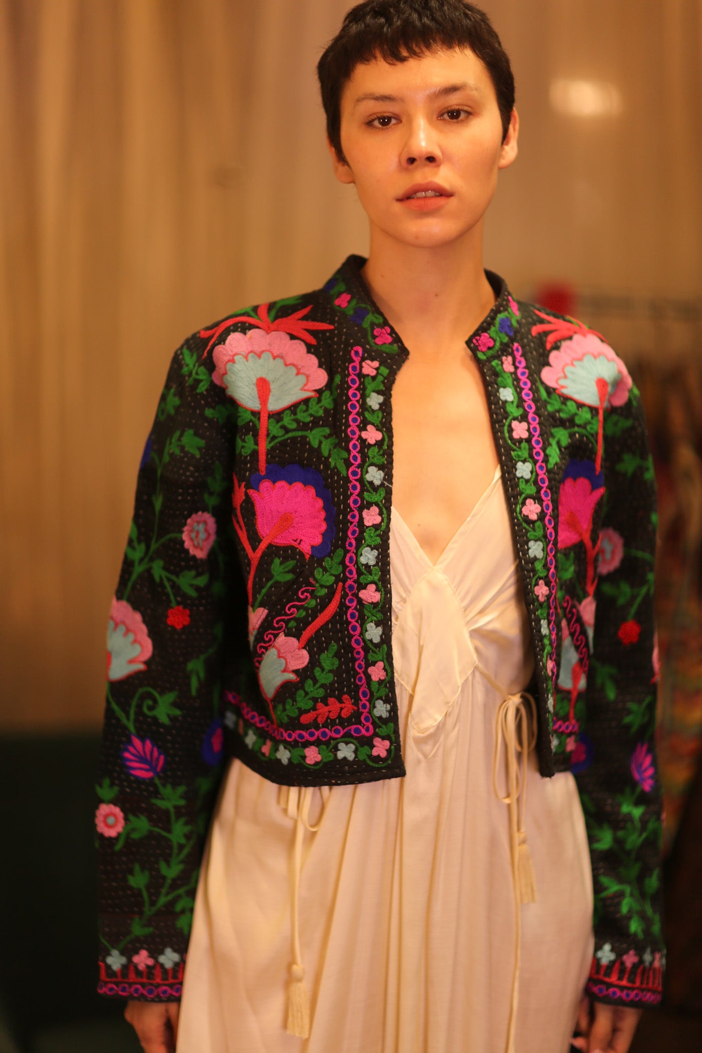 INGRID EMBROIDERED SHORT JACKET PANNWE