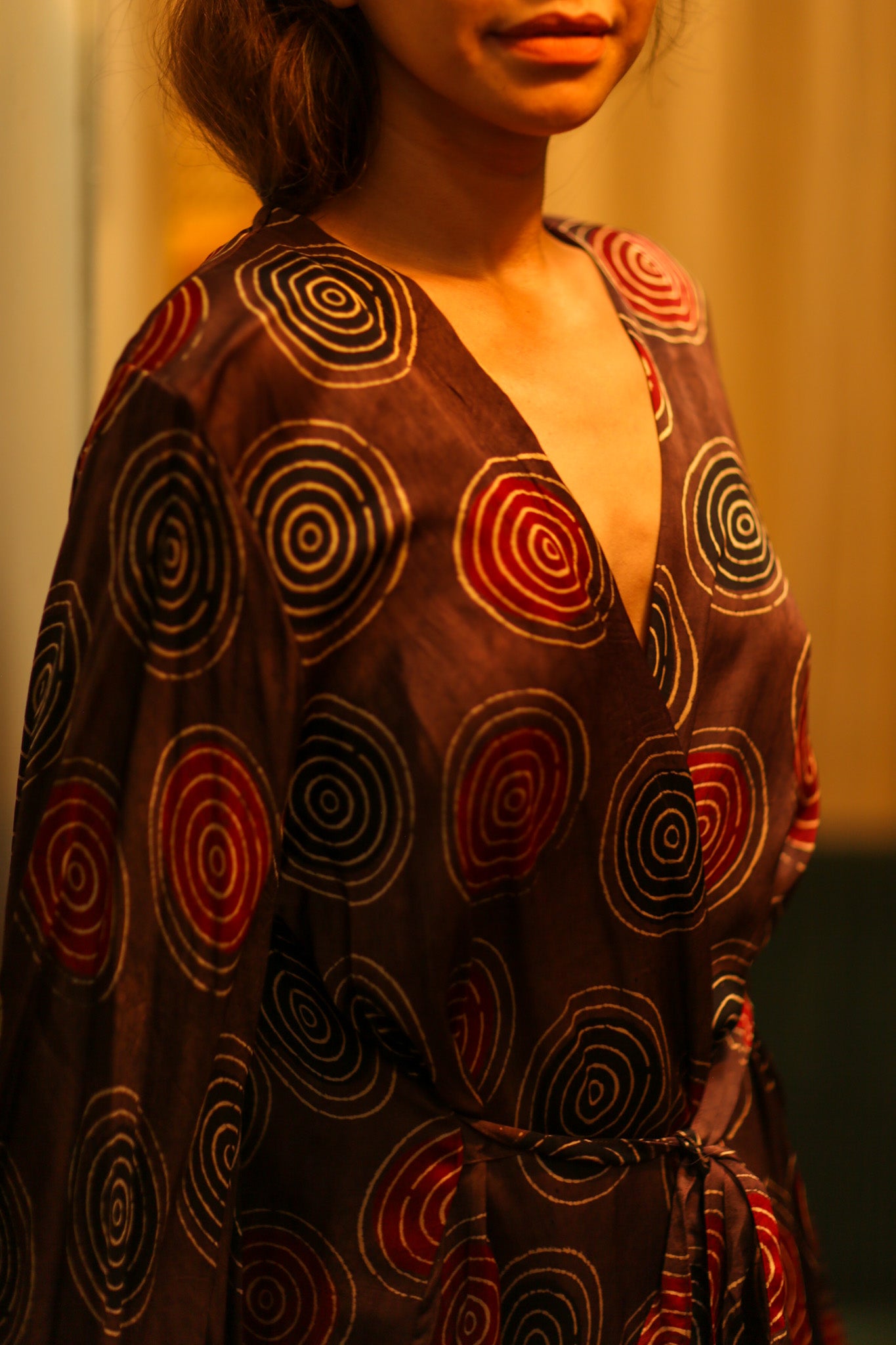 PINA SILK KIMONO BURGUNDY CIRCLE