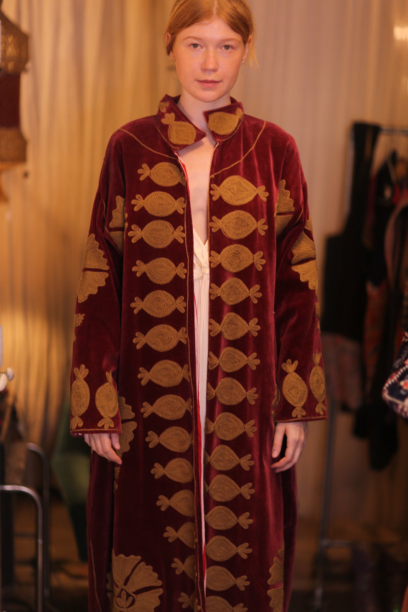 EMBROIDERED VELVET LONG COAT MISCHKA NFAI