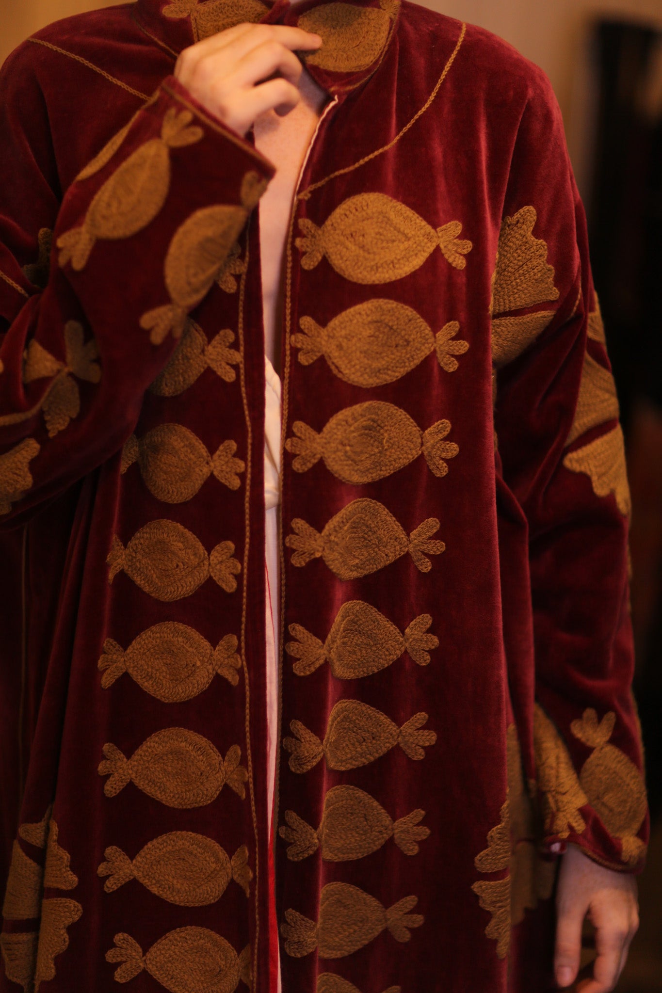 EMBROIDERED VELVET LONG COAT MISCHKA NFAI