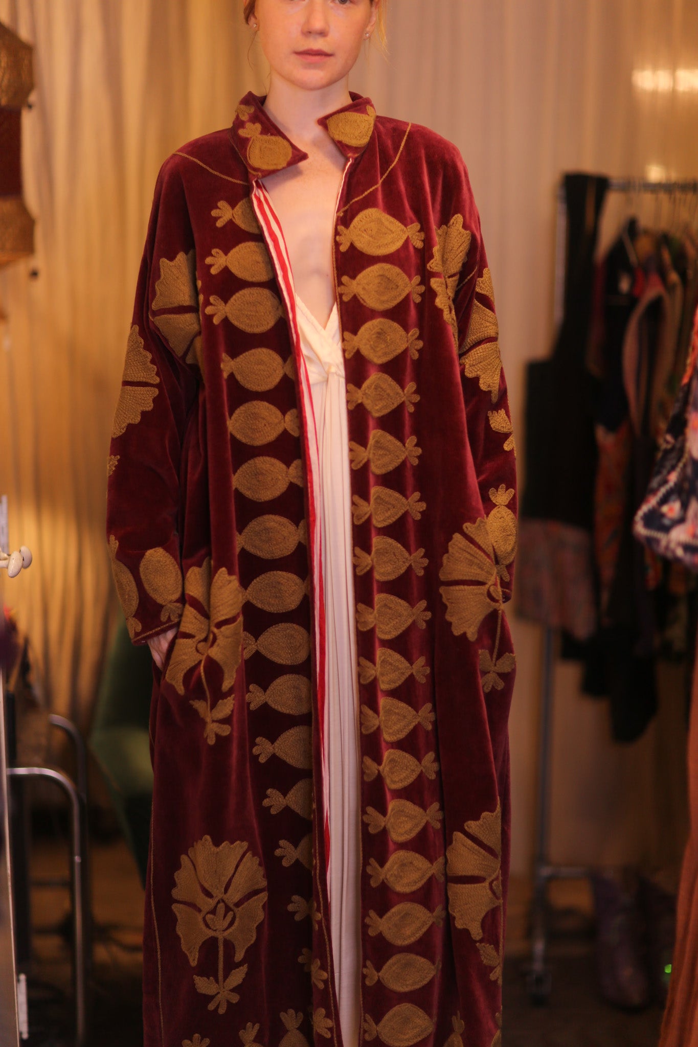 EMBROIDERED VELVET LONG COAT MISCHKA NFAI