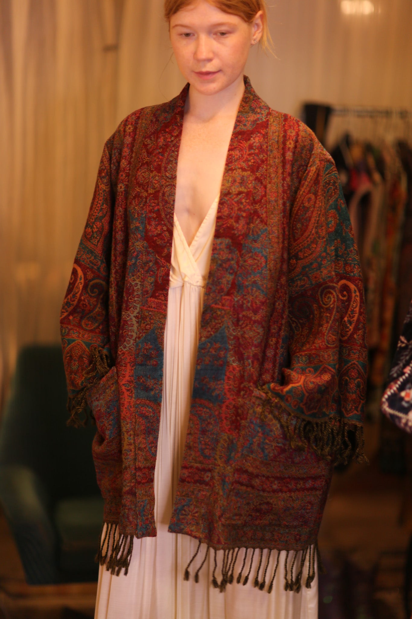 CONE PATTERN EMBROIDERED COTTON WOOL SHAWL HAYSHAN