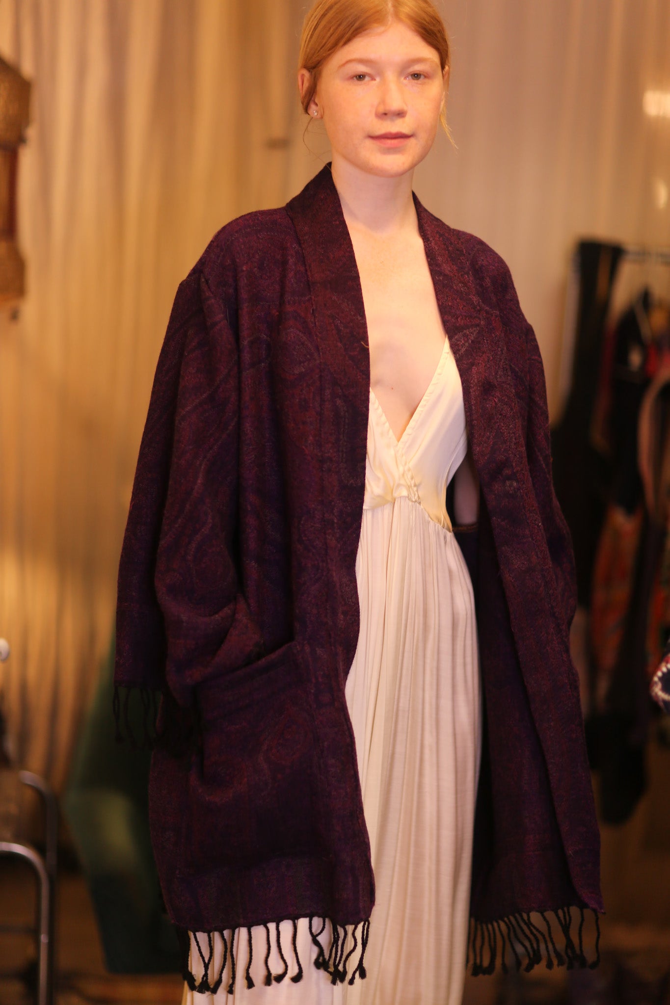 CONE PATTERN EMBROIDERED COTTON WOOL SHAWL THINZAR