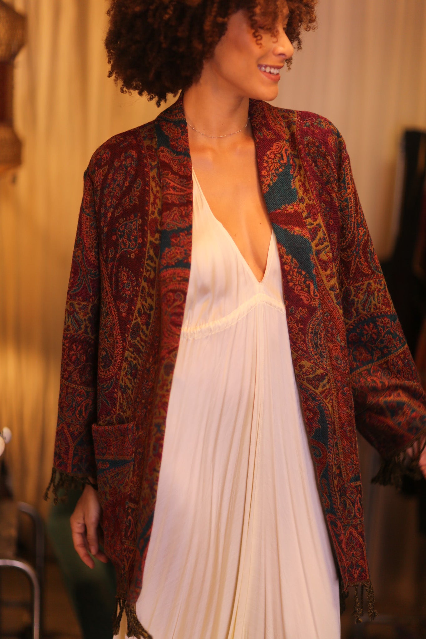 CONE PATTERN EMBROIDERED COTTON WOOL SHAWL KIMONO KAYCY