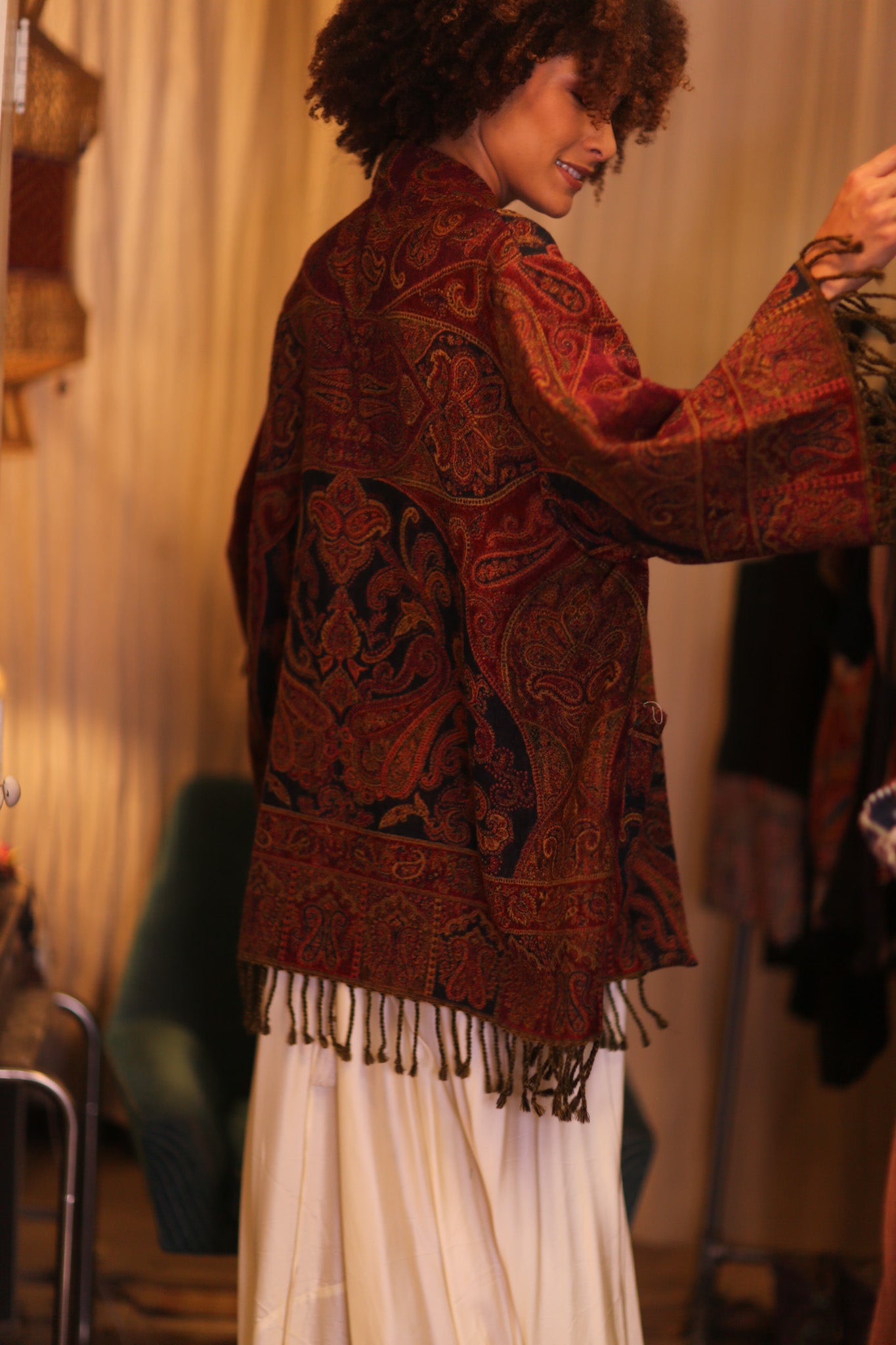 CONE PATTERNED EMBROIDERED COTTON WOOL SHAWL KIMONO NANCY