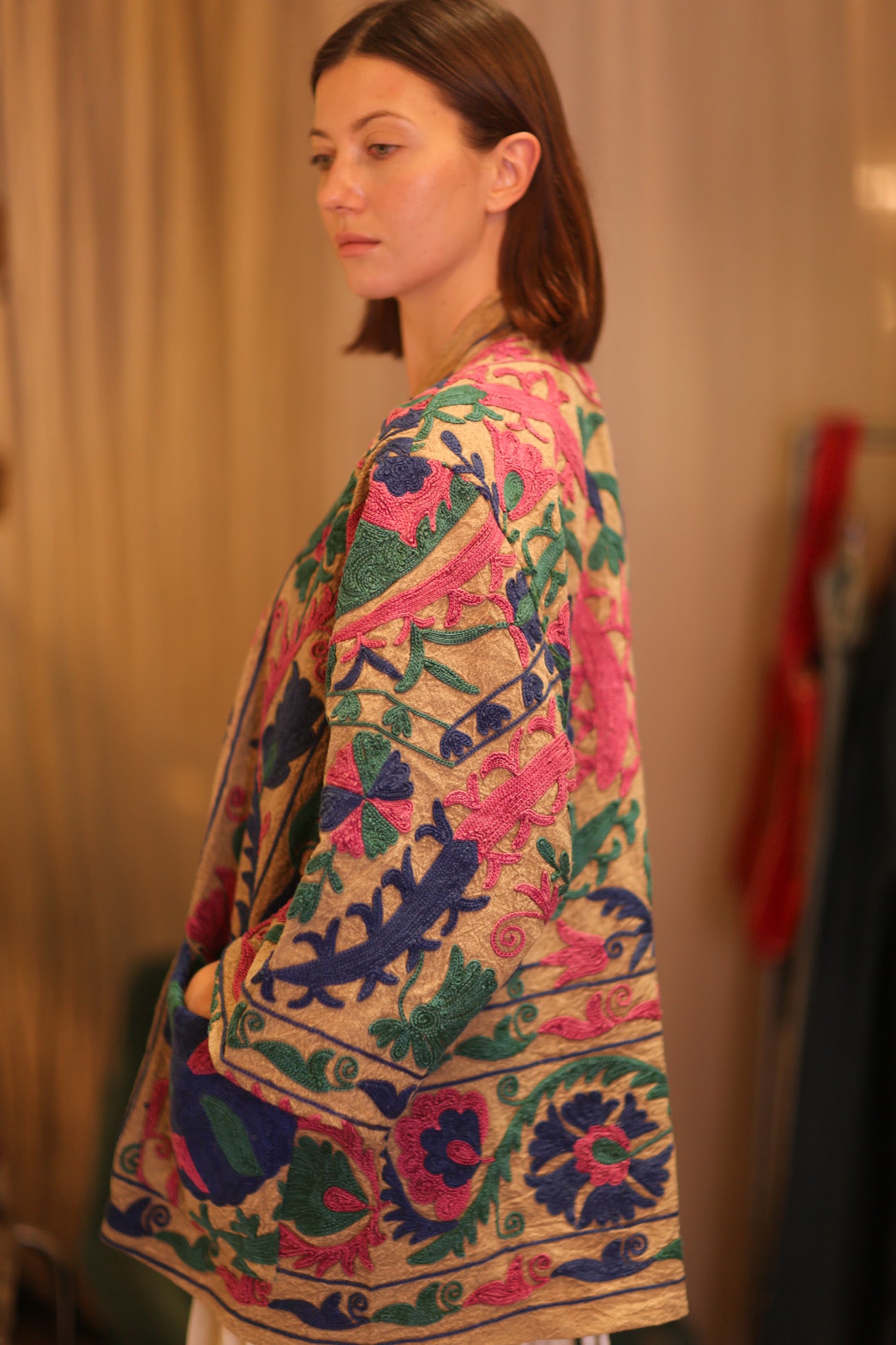SUZANI EMBROIDERED SHORT KIMONO MONTY AMET