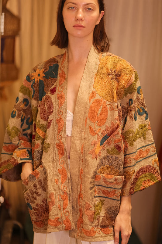 EMBROIDERED VELVET SHORT KIMONO MONTY LULU
