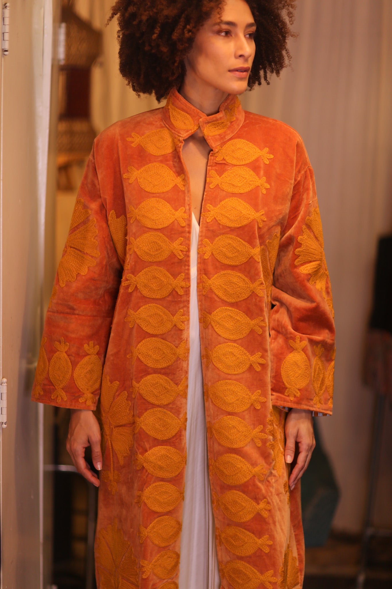 EMBROIDERED VELVET LONG COAT MISCHAL PDIN