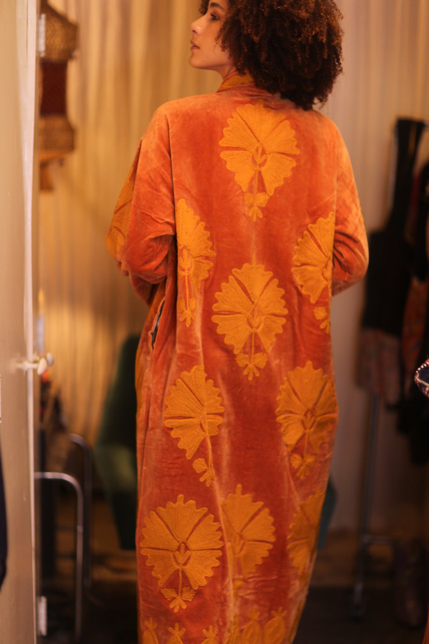 EMBROIDERED VELVET LONG COAT MISCHAL PDIN
