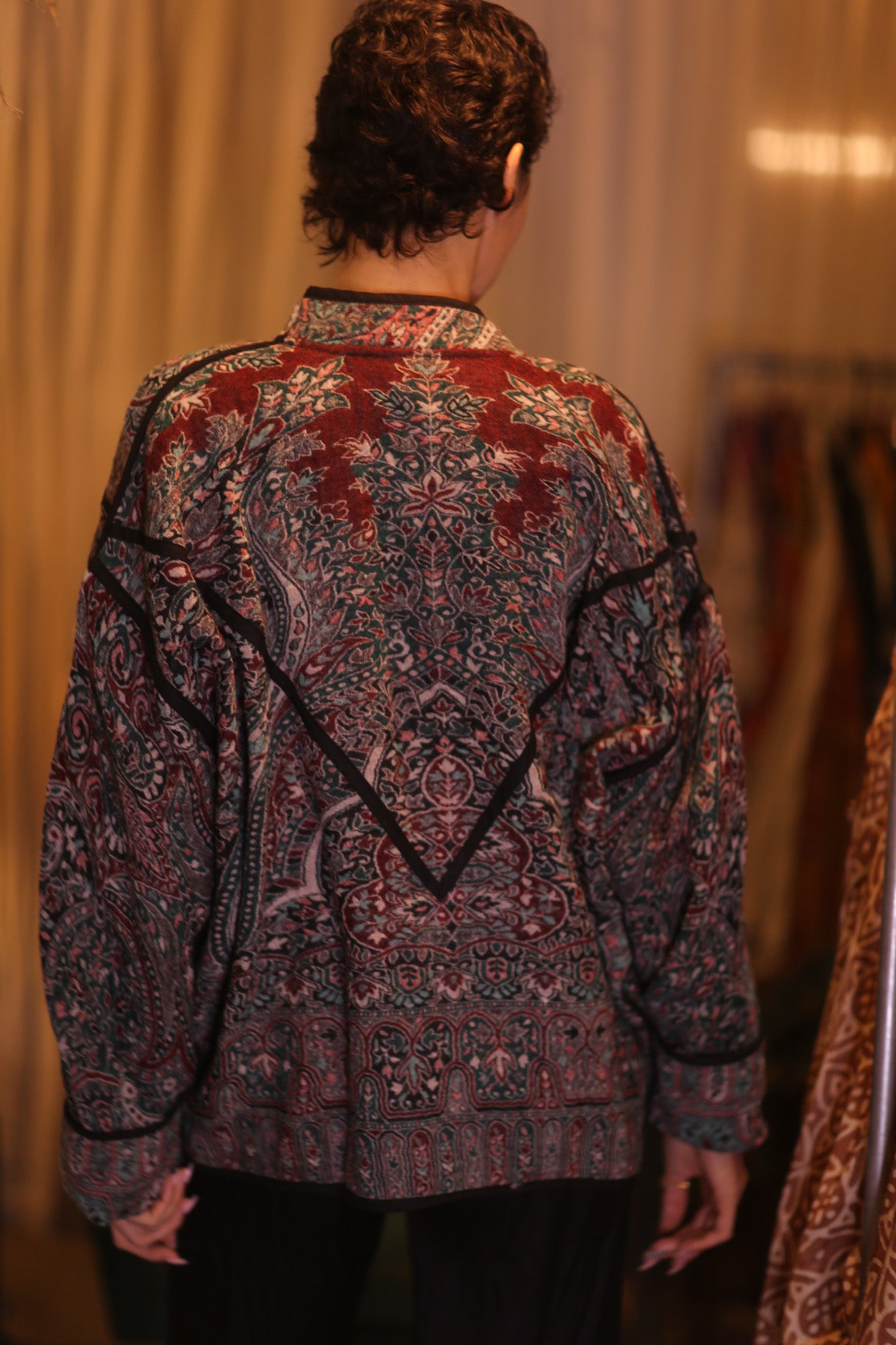 JACKET PATTERN EMBROIDERED SHAWL COTTON WOOL LOM
