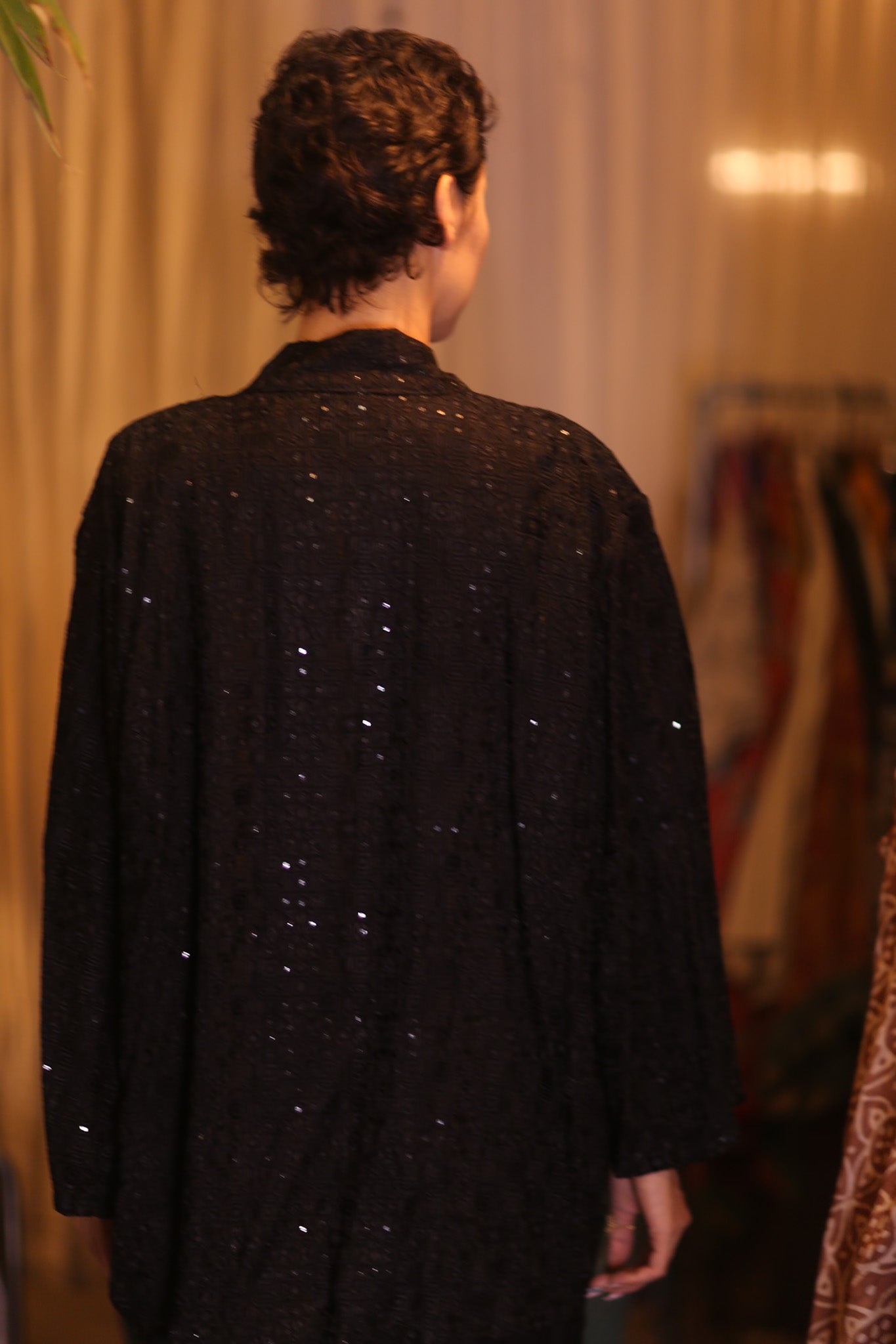 BLACK SEQUINED FABRIC SHORT KIMONO THANKHANG