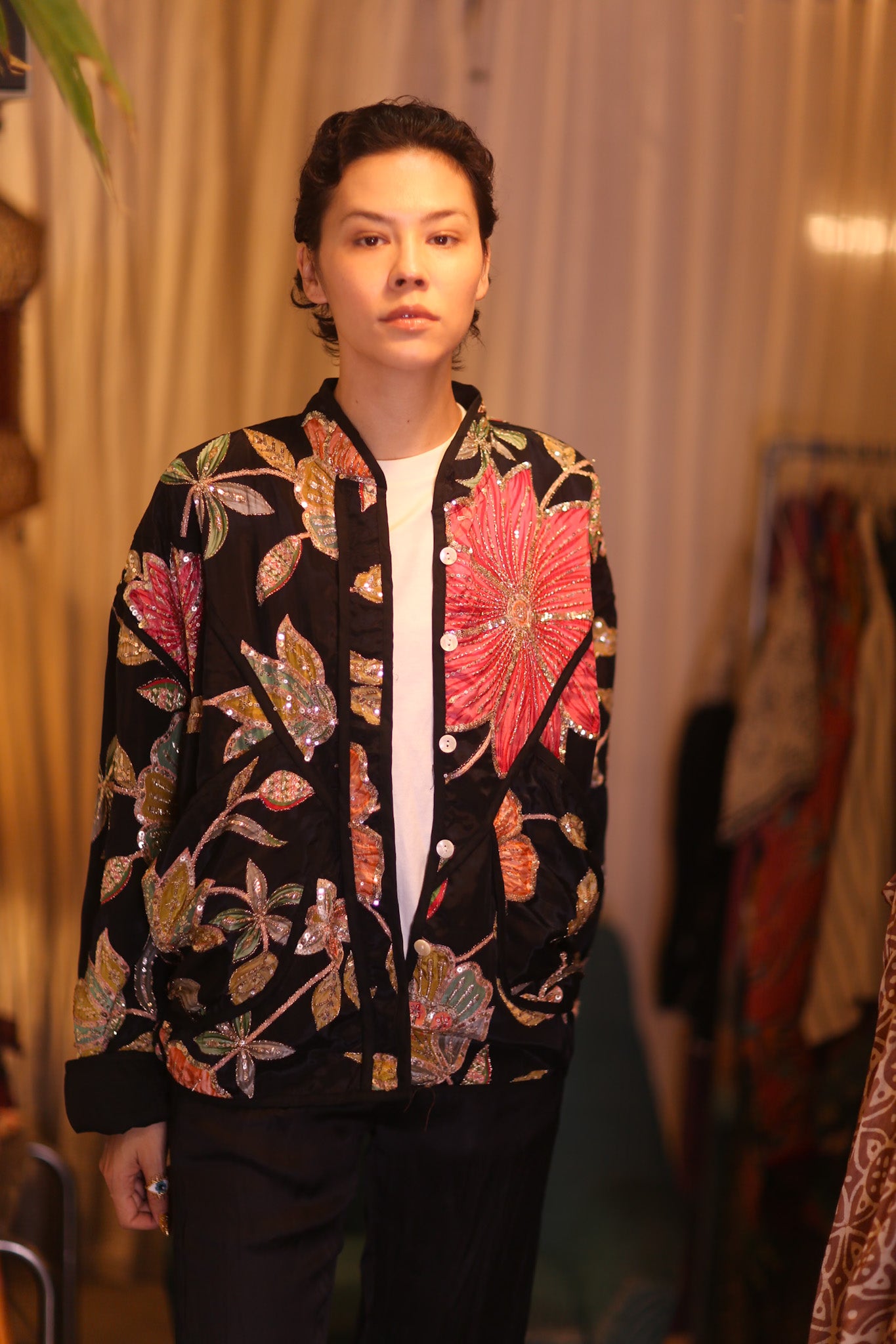 EMBROIDERED SILK JACKET HNINZI
